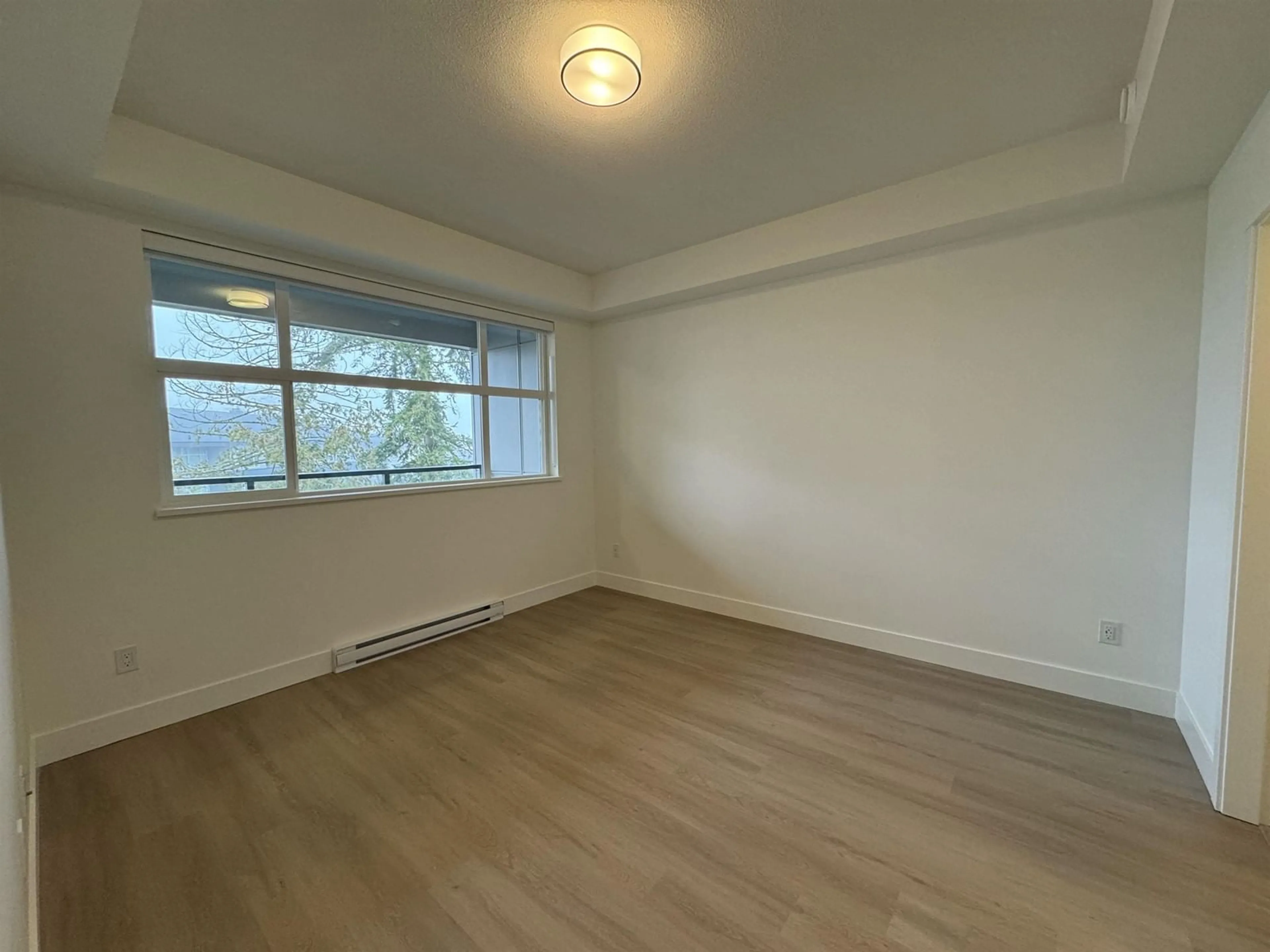 A pic of a room for 614 3480 146A STREET, Surrey British Columbia V3S0V6