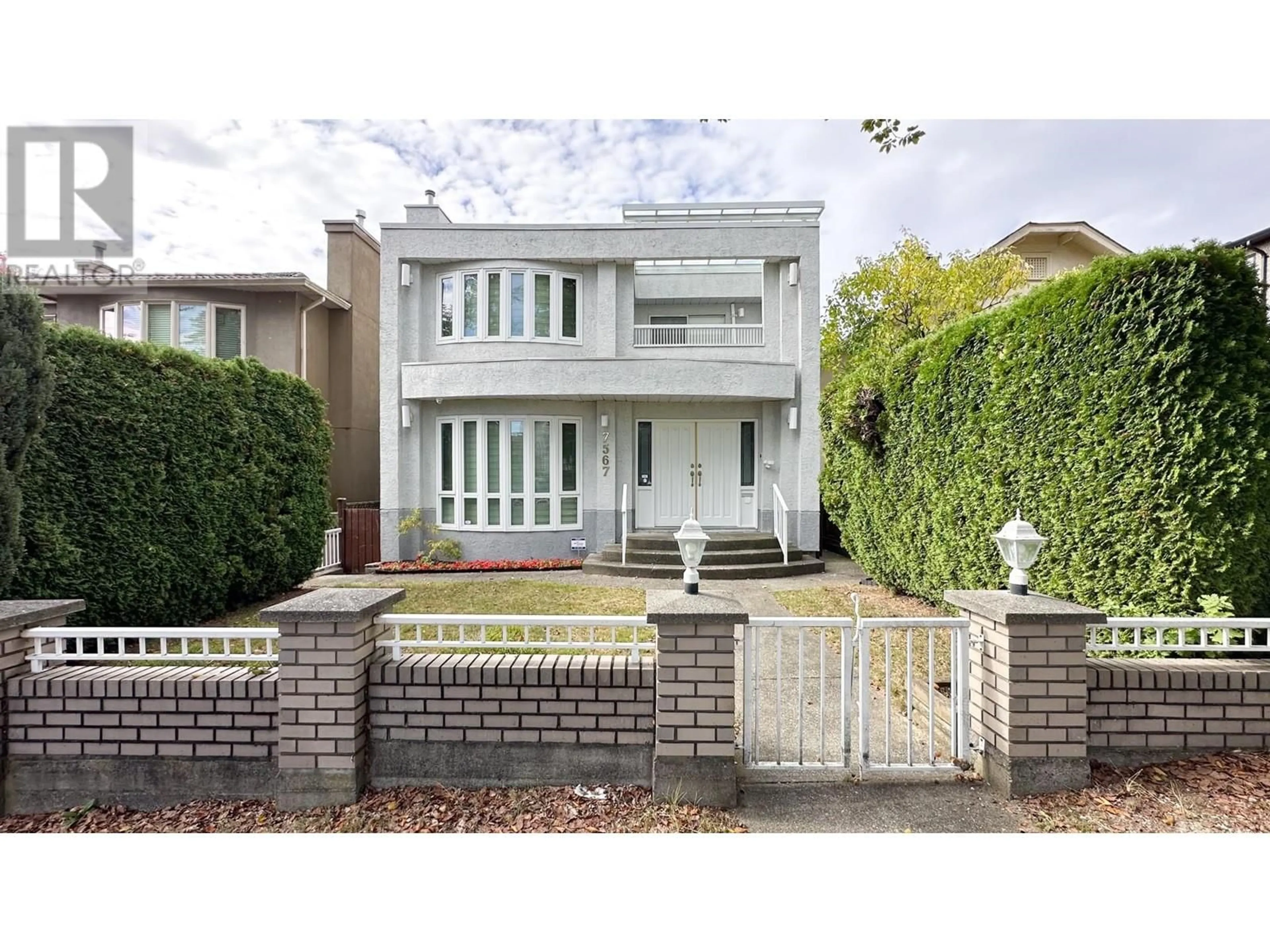 Home with brick exterior material, street for 7567 ONTARIO STREET, Vancouver British Columbia V5X3C3