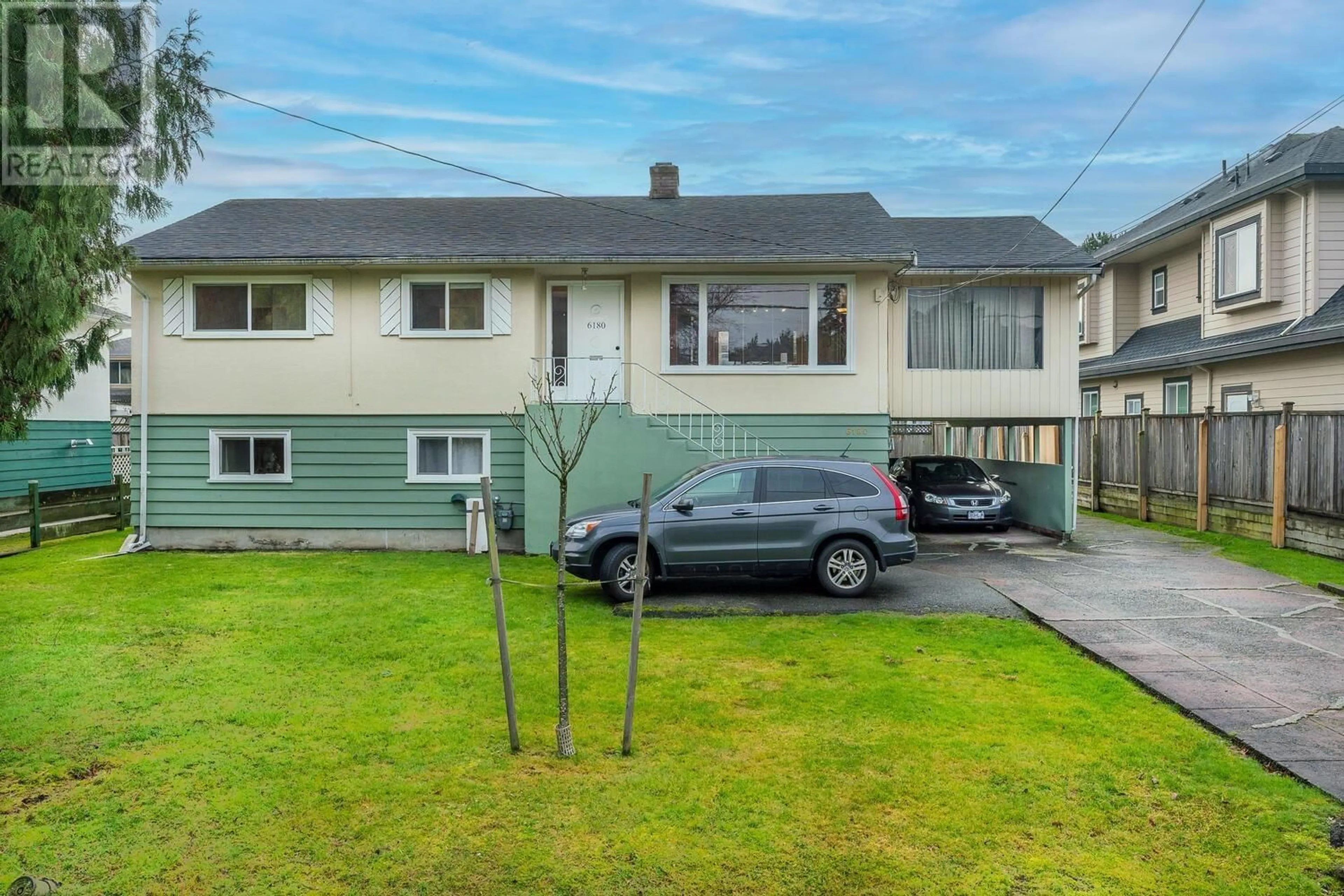 A pic from outside/outdoor area/front of a property/back of a property/a pic from drone, street for 6180 GRANVILLE AVENUE, Richmond British Columbia V7C1G1