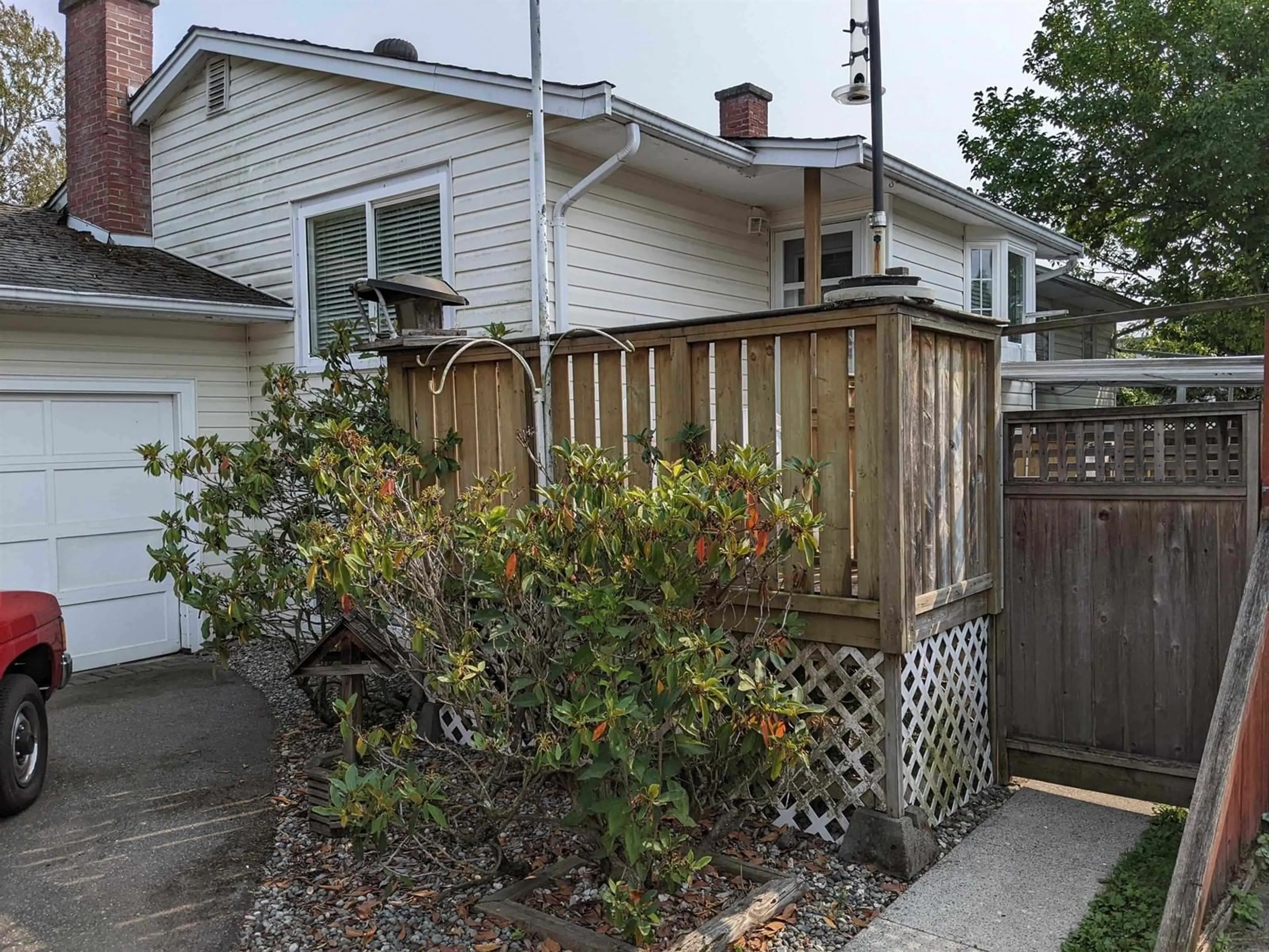 Patio, street for 16428 12, Surrey British Columbia V4A9H6