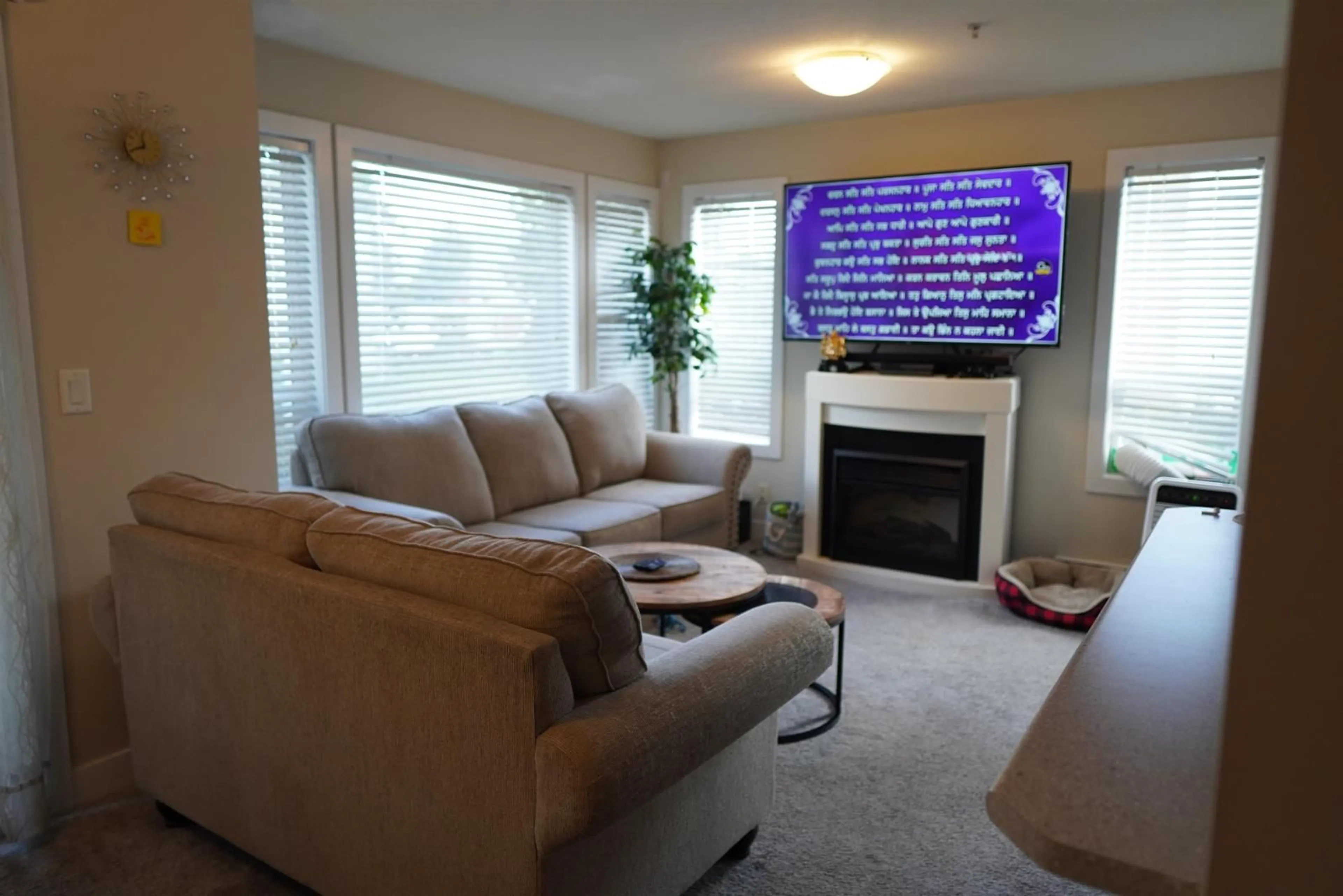 Living room with furniture, unknown for 213 46150 BOLE AVENUE|Chilliwack Proper , Chilliwack British Columbia V2P0B7