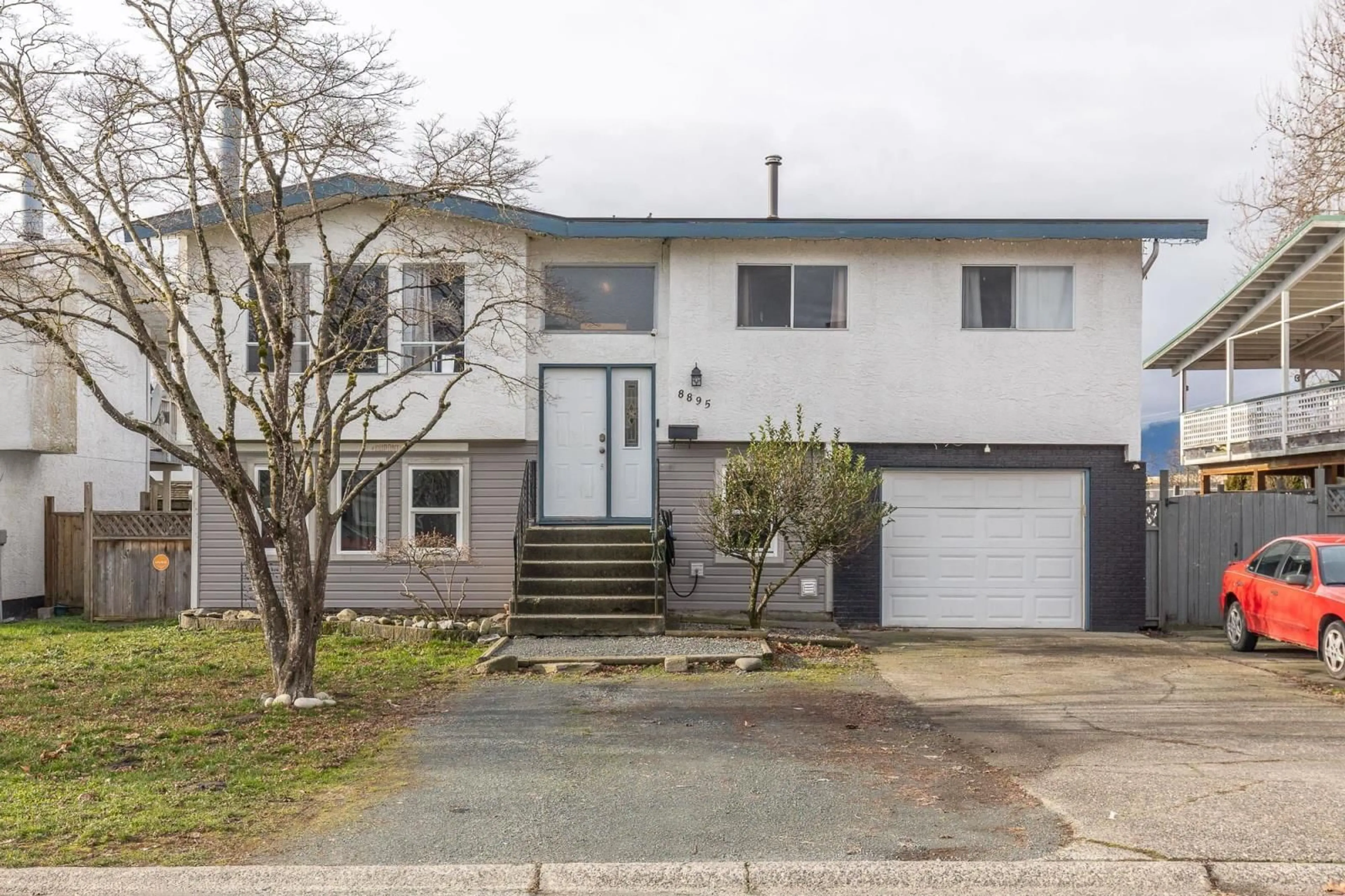 Unknown for 8895 HAZEL STREET|Chilliwack Proper Sout, Chilliwack British Columbia V2P7C7