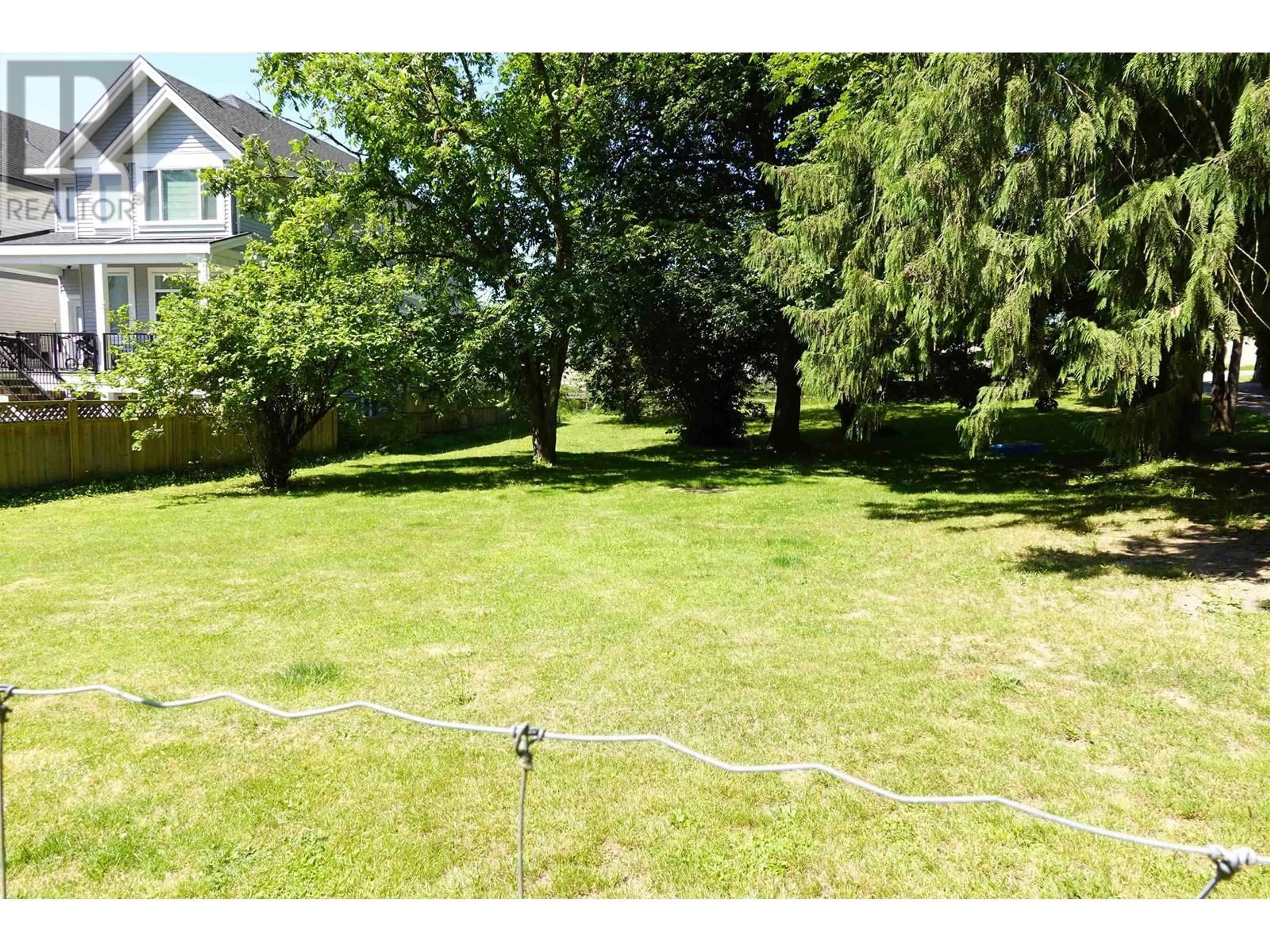 A pic from outside/outdoor area/front of a property/back of a property/a pic from drone, unknown for 11052 240 STREET, Maple Ridge British Columbia V2W1H6