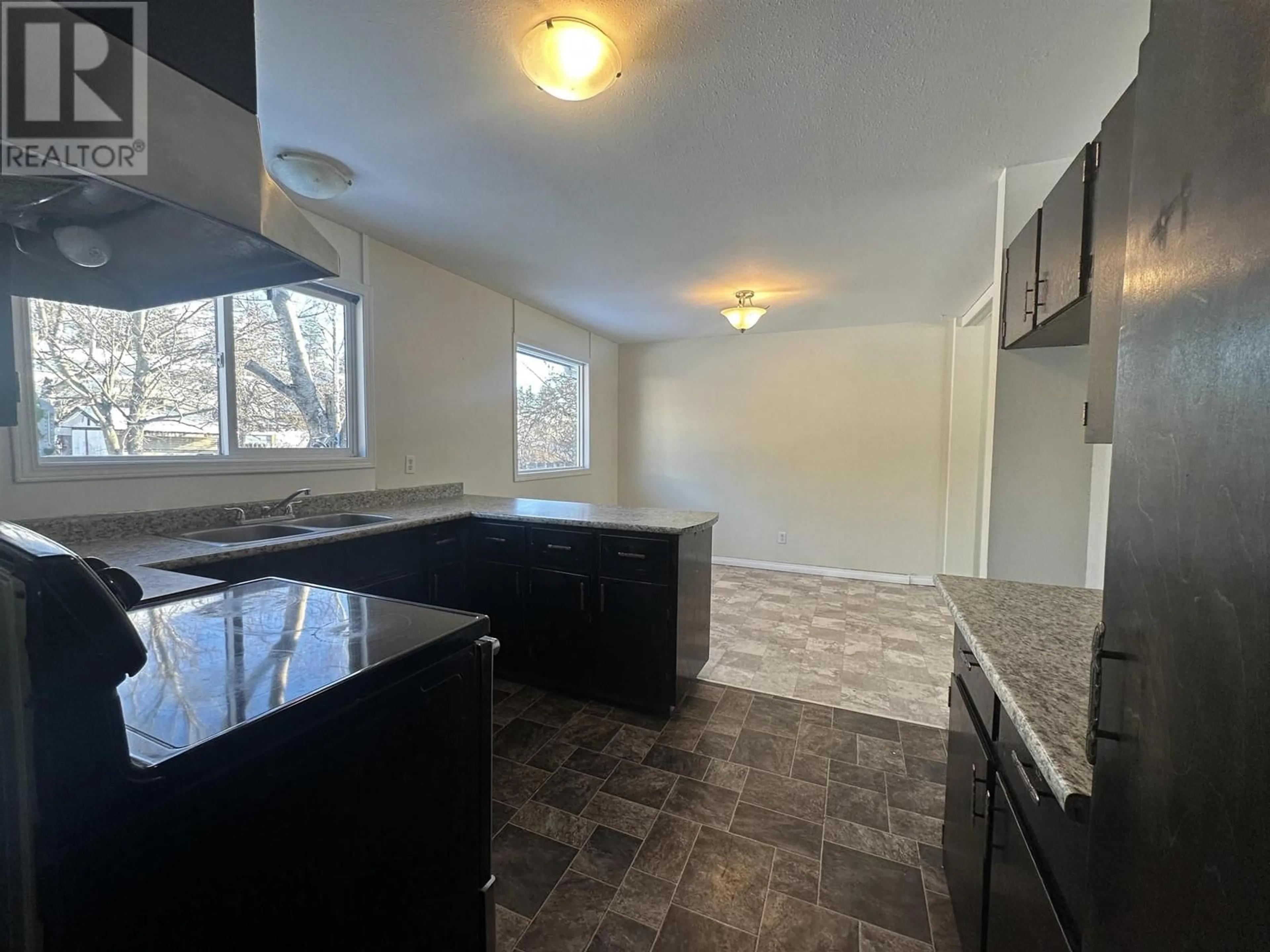 Open concept kitchen, unknown for 426 SMITH STREET, Williams Lake British Columbia V2G2V6