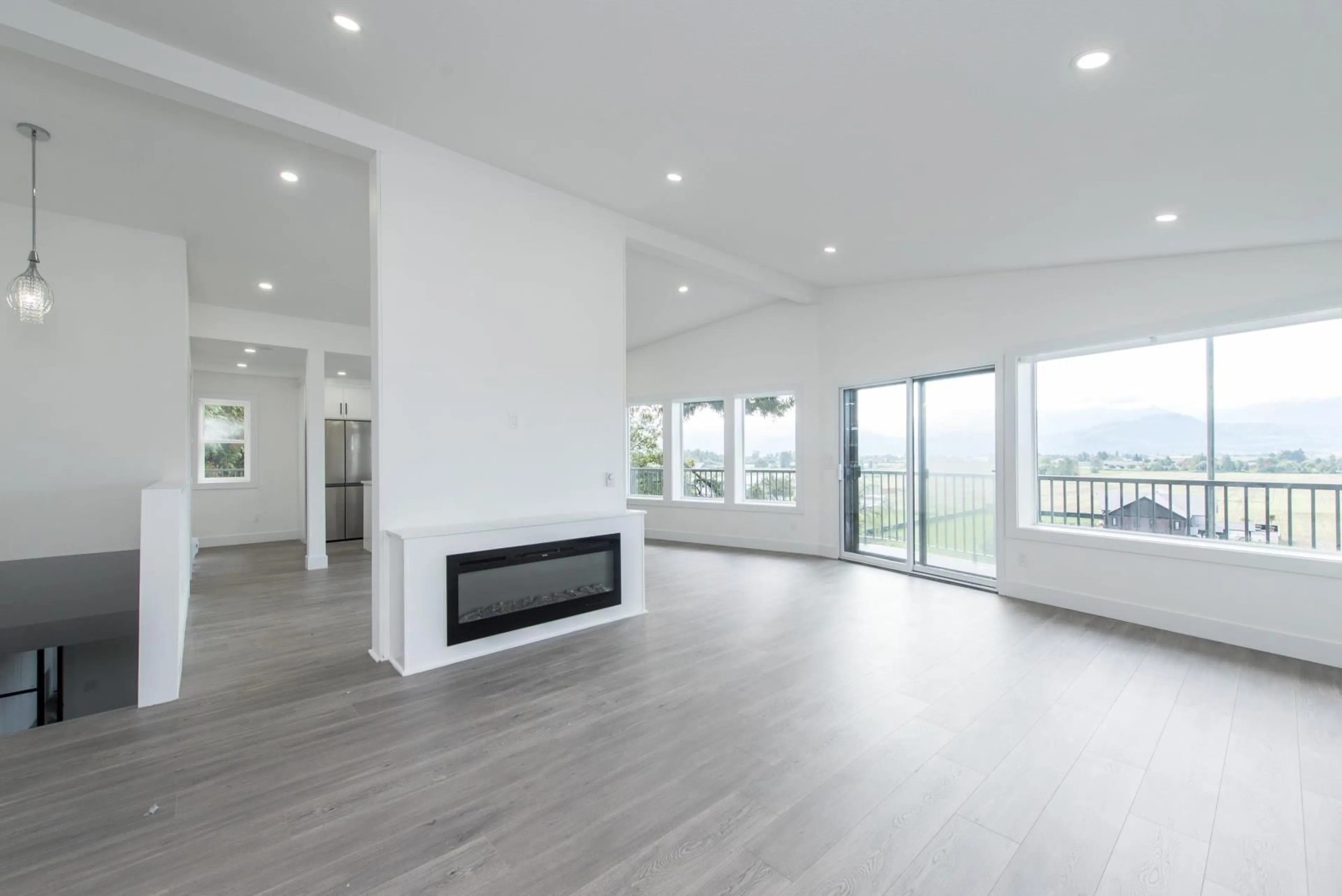A pic of a room for 47005 YALE ROAD, Chilliwack British Columbia V2P2S6
