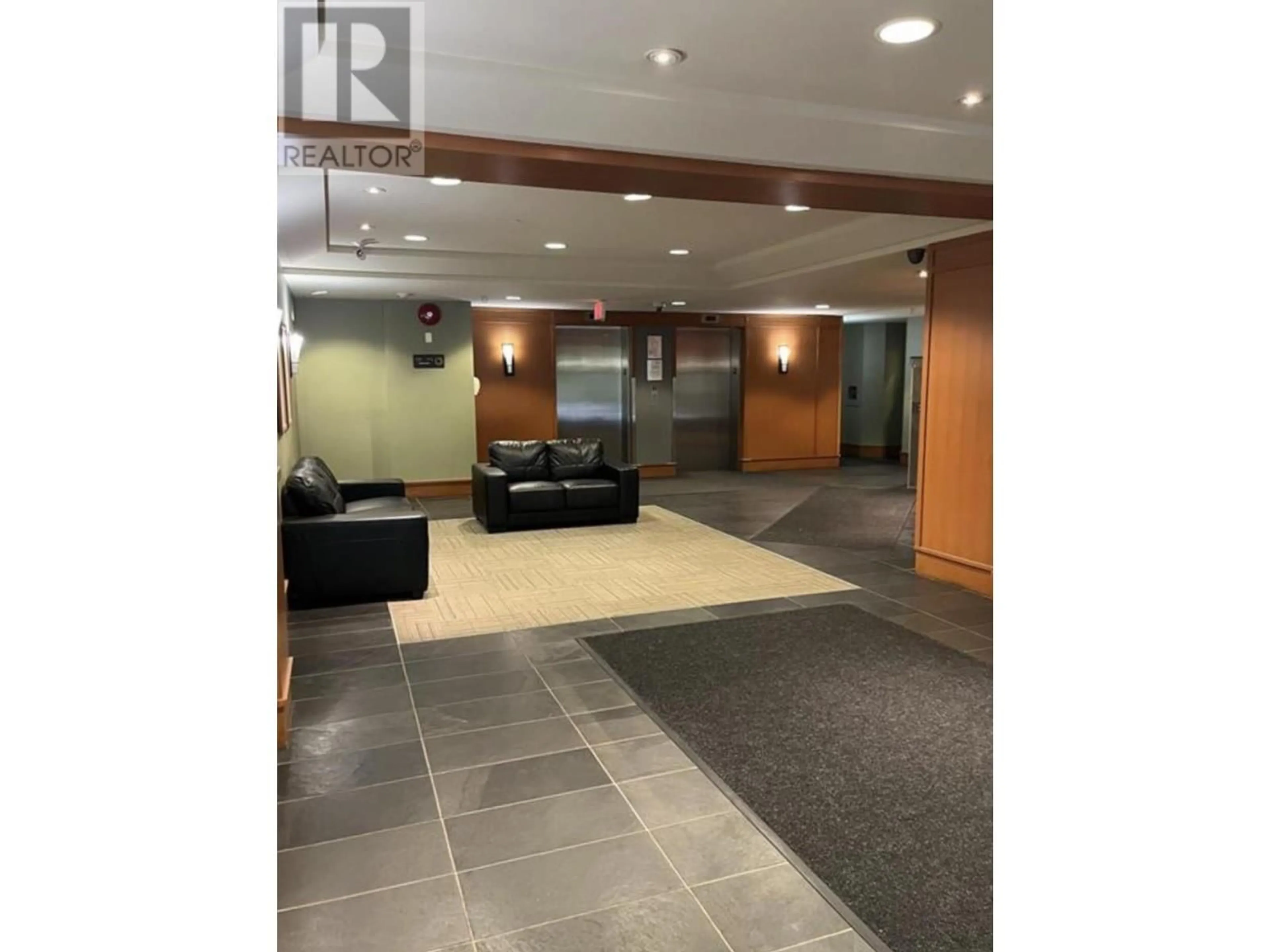 Lobby for 317 - 1633 MACKAY AVENUE, North Vancouver British Columbia V7P0A2