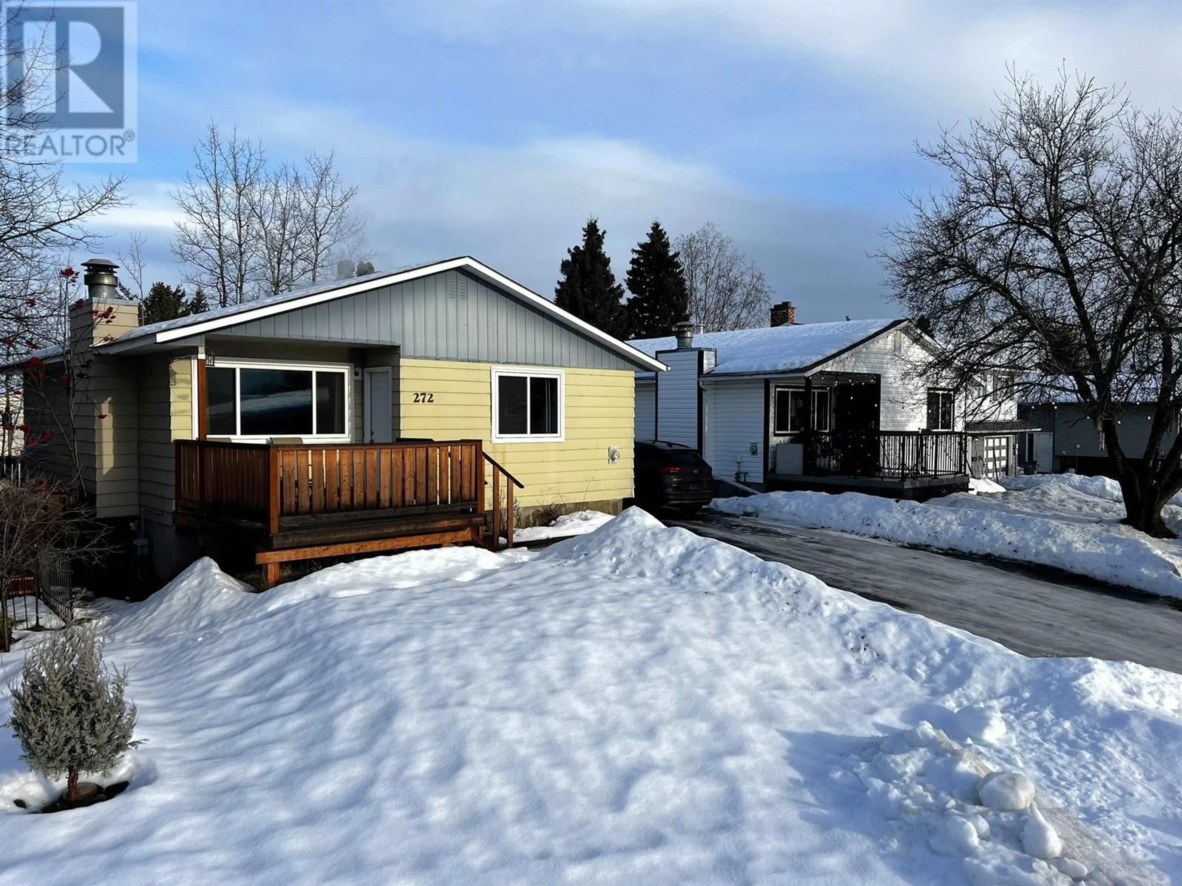 A pic from outside/outdoor area/front of a property/back of a property/a pic from drone, street for 272 MORAN CRESCENT, Prince George British Columbia V2M6N3