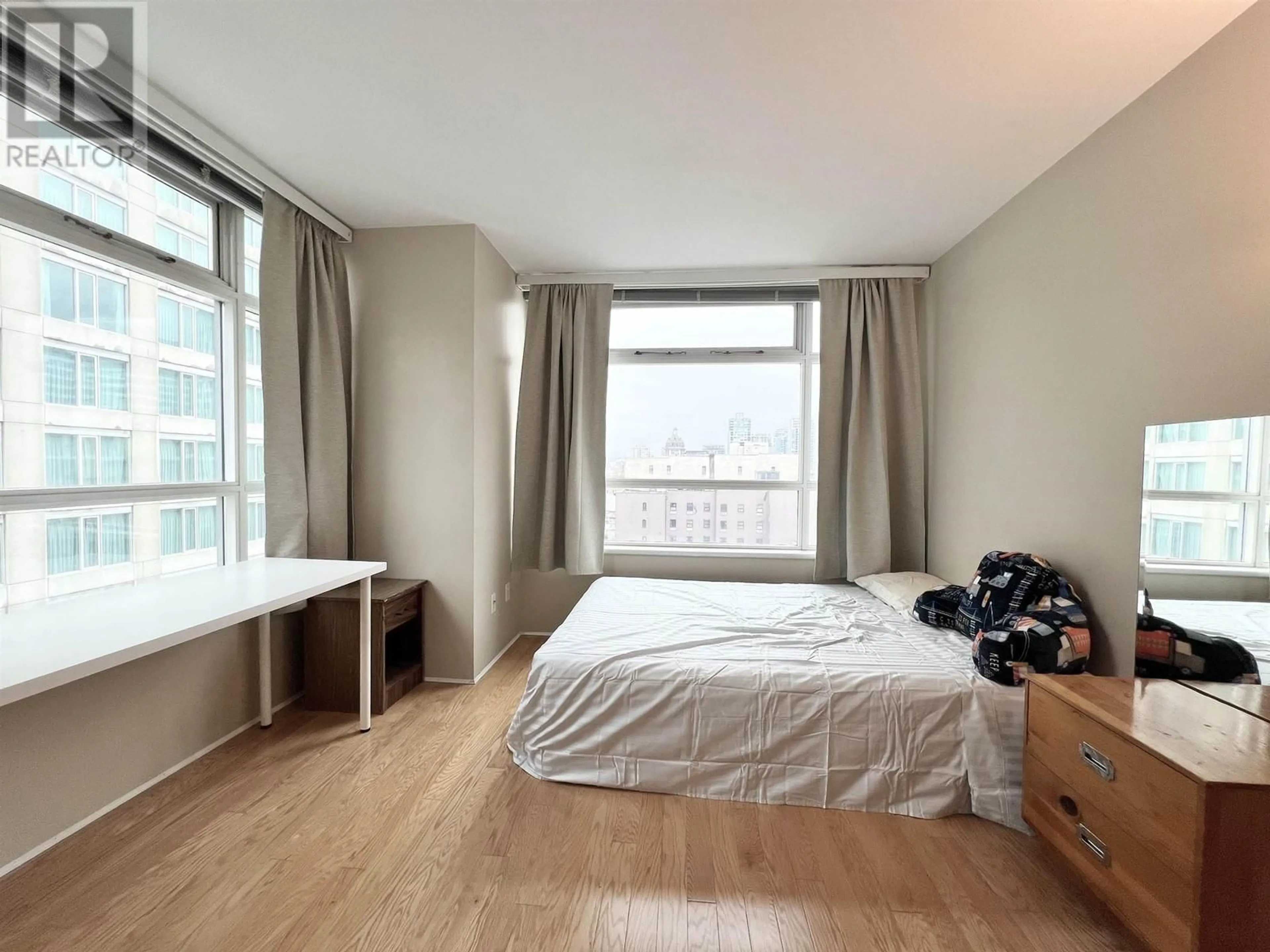 A pic of a room for 907 438 SEYMOUR STREET, Vancouver British Columbia V6B6H4