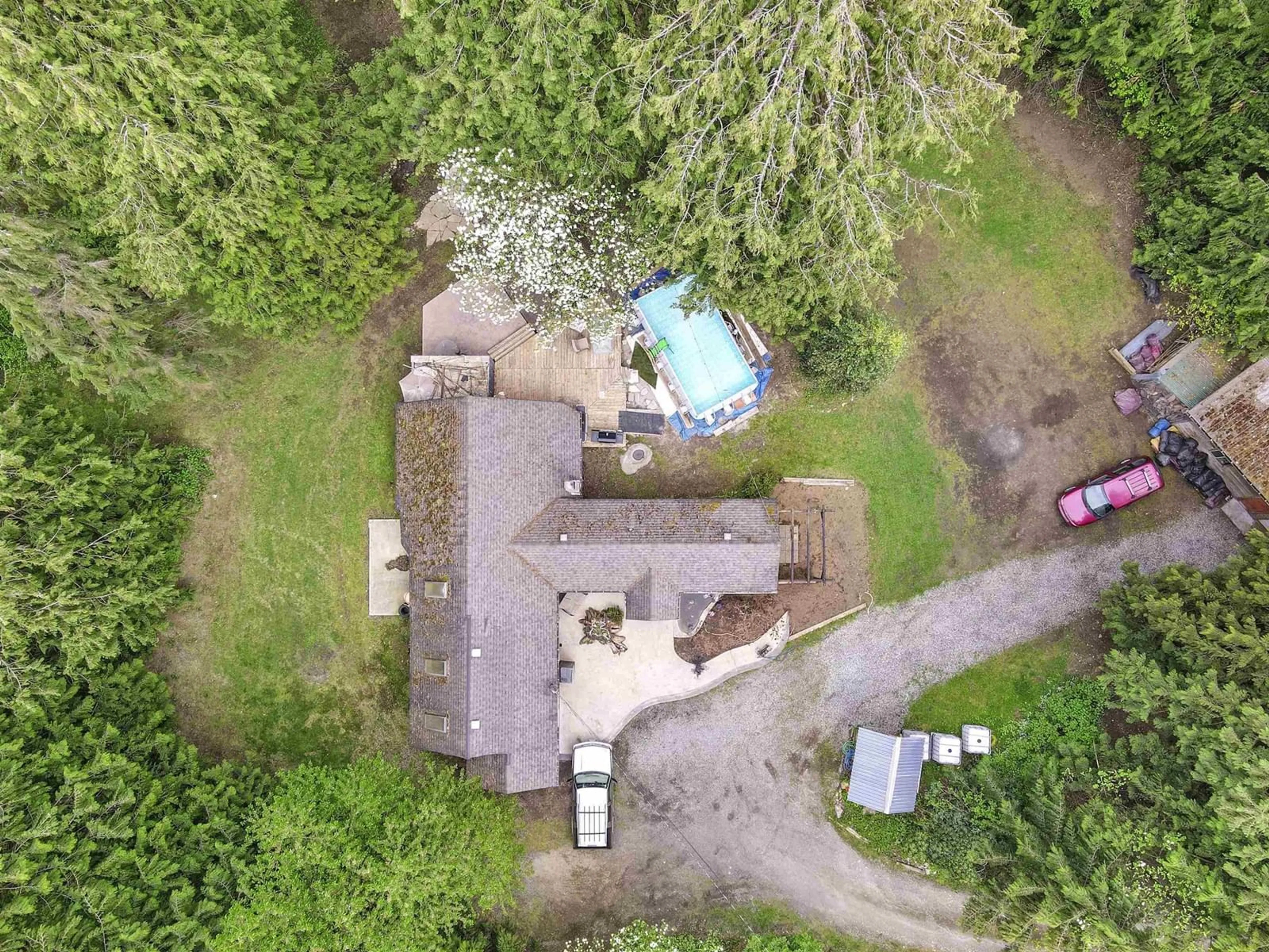 A pic from outside/outdoor area/front of a property/back of a property/a pic from drone, forest/trees view for 31731 BENCH AVENUE, Mission British Columbia V4S1E6