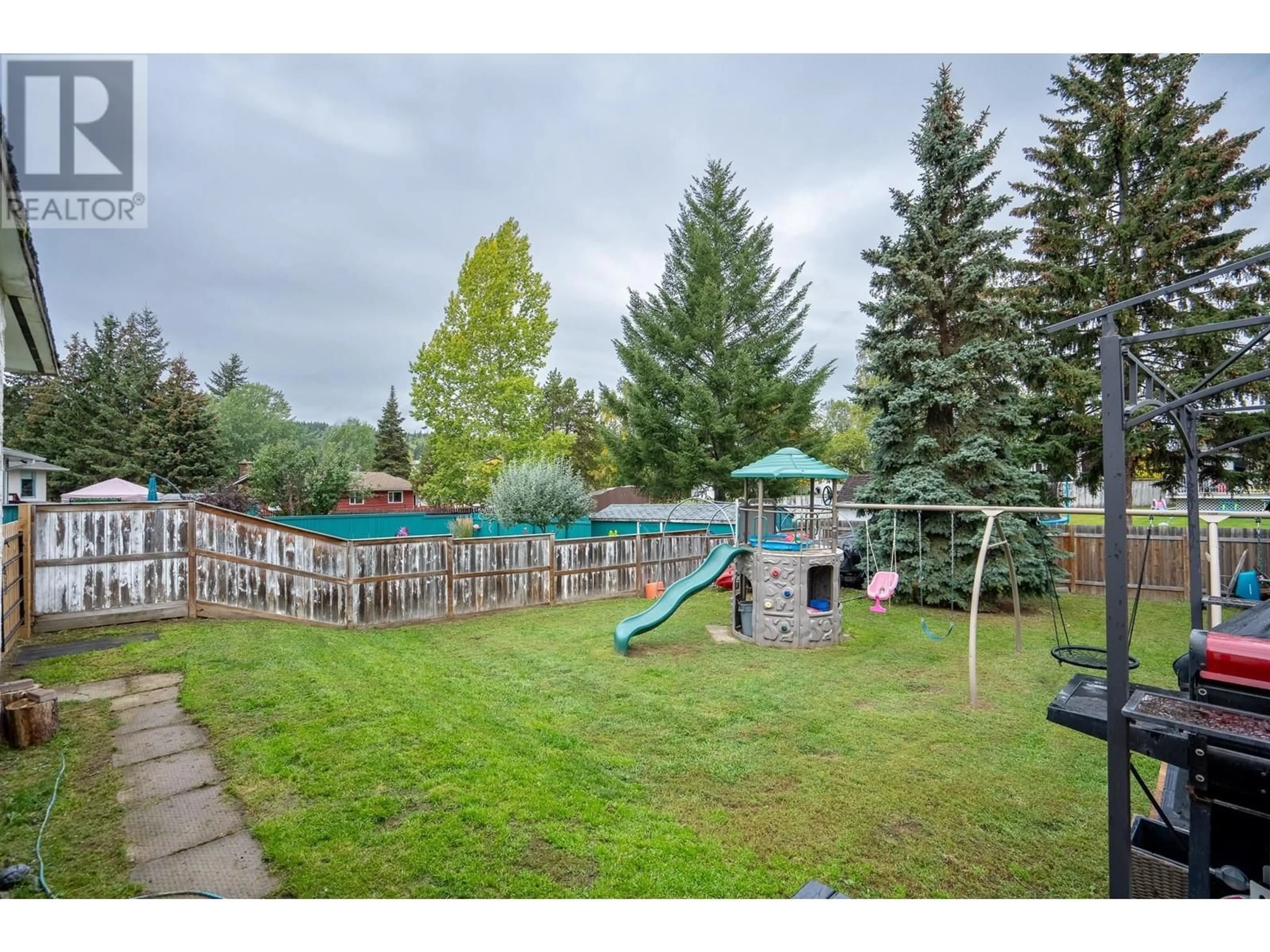 Patio, mountain view for 4234 DAVIE AVENUE, Prince George British Columbia V2M4G7