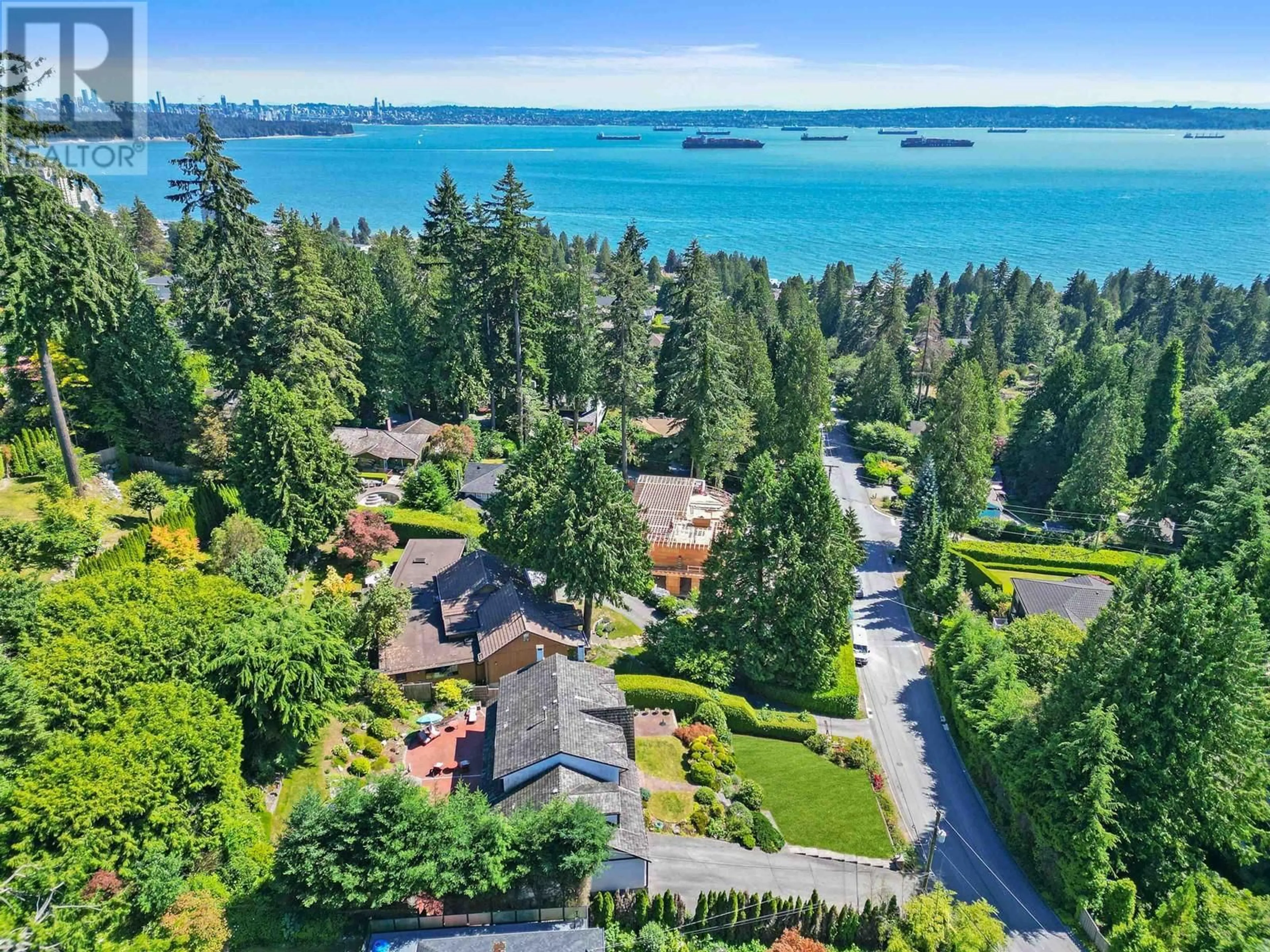 A pic from outside/outdoor area/front of a property/back of a property/a pic from drone, water/lake/river/ocean view for 1880 27TH STREET, West Vancouver British Columbia V7V4L2