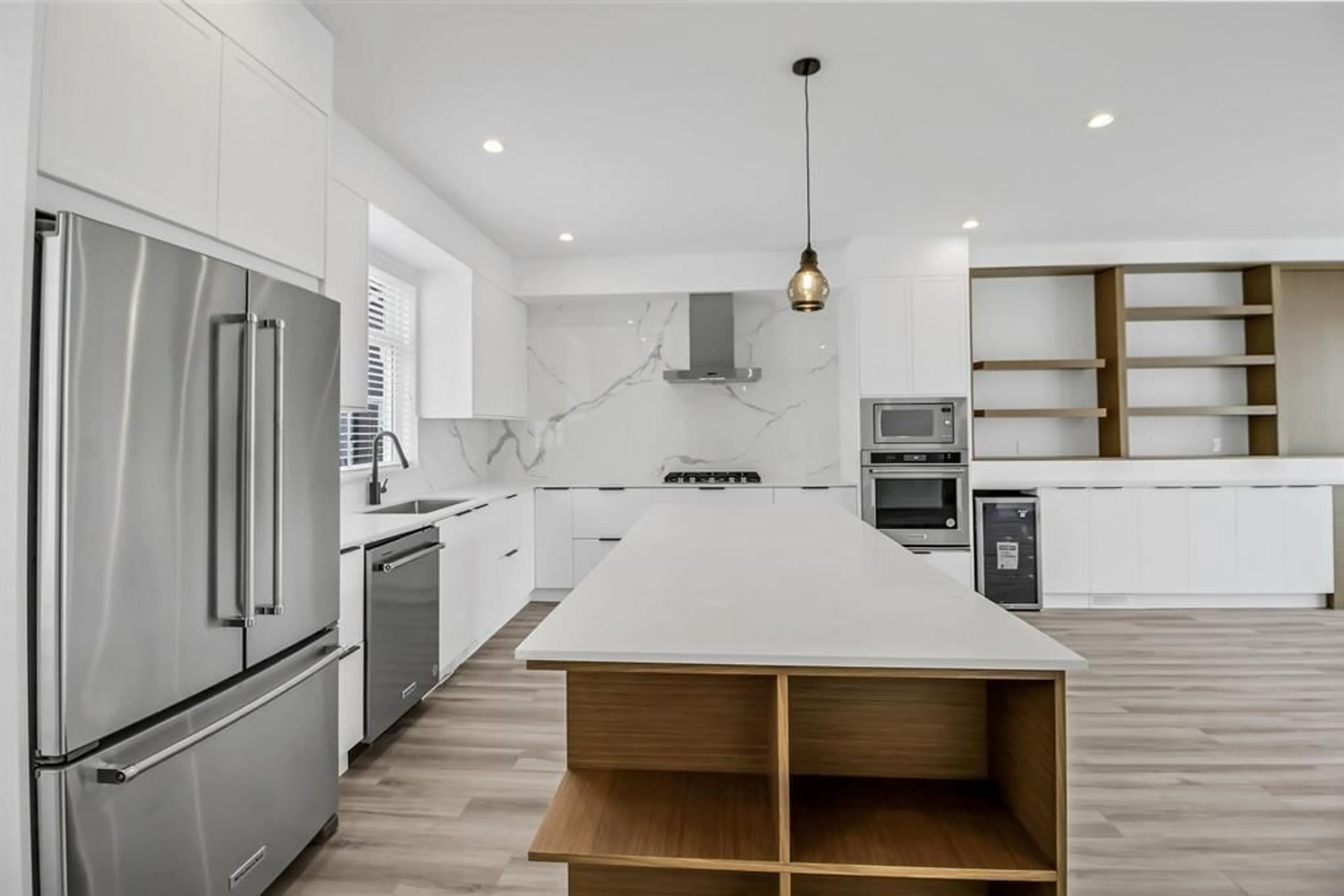 Open concept kitchen, unknown for 34 10488 124 STREET, Surrey British Columbia V3V0E9