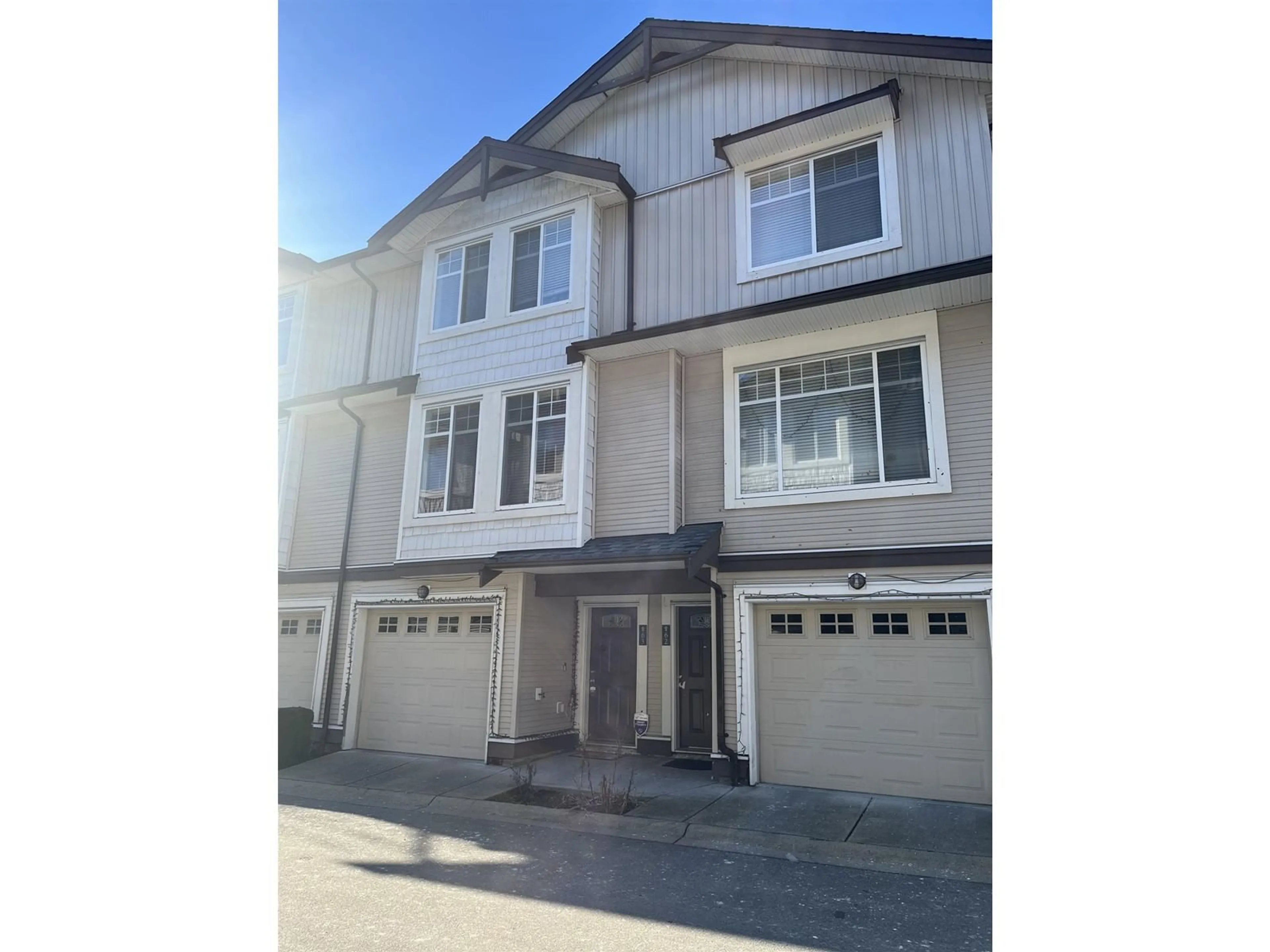 Unknown for 63 - 7156 144, Surrey British Columbia V3W1V5