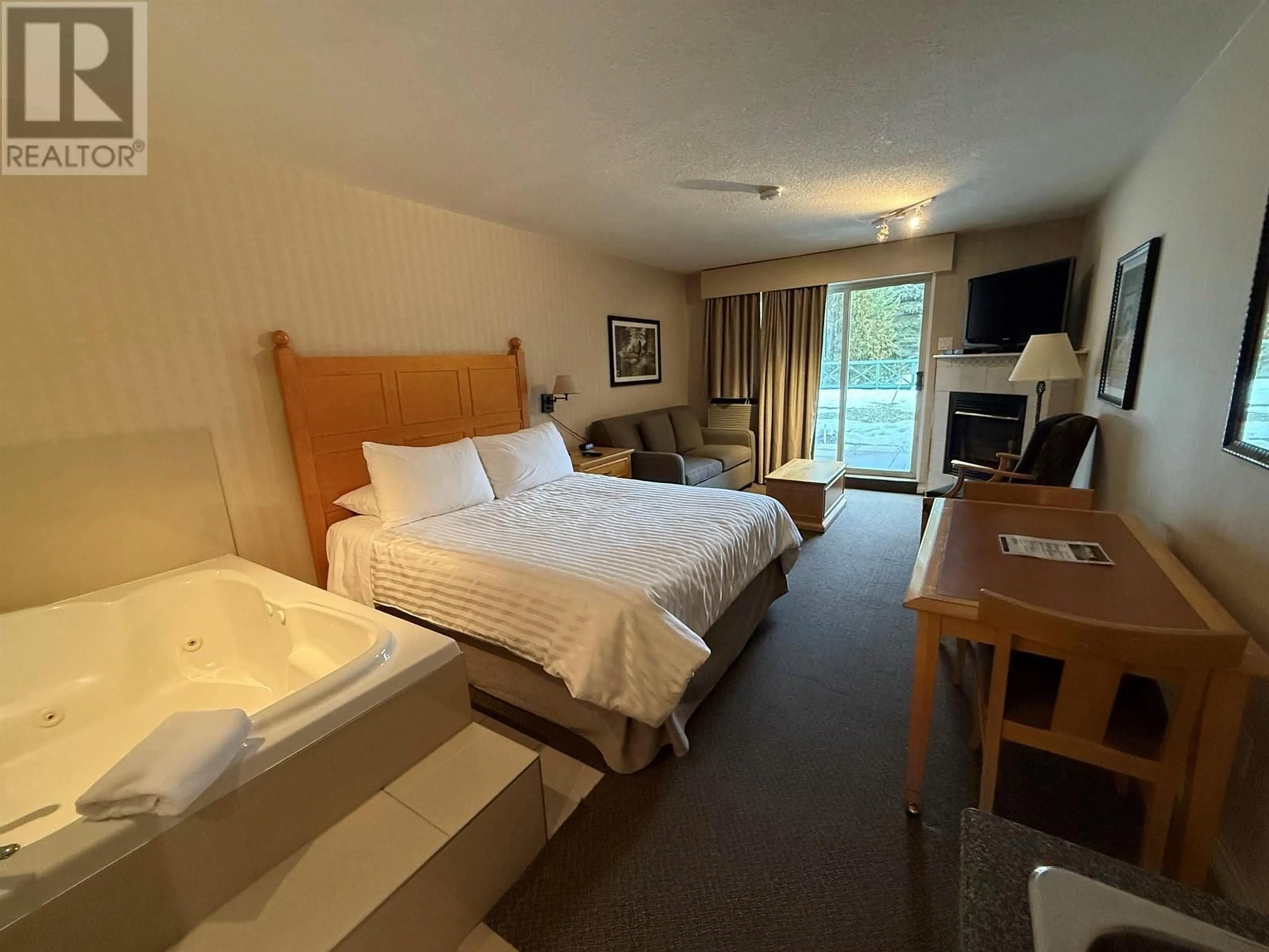 A pic of a room for 205 4319 MAIN STREET, Whistler British Columbia V8E1B1