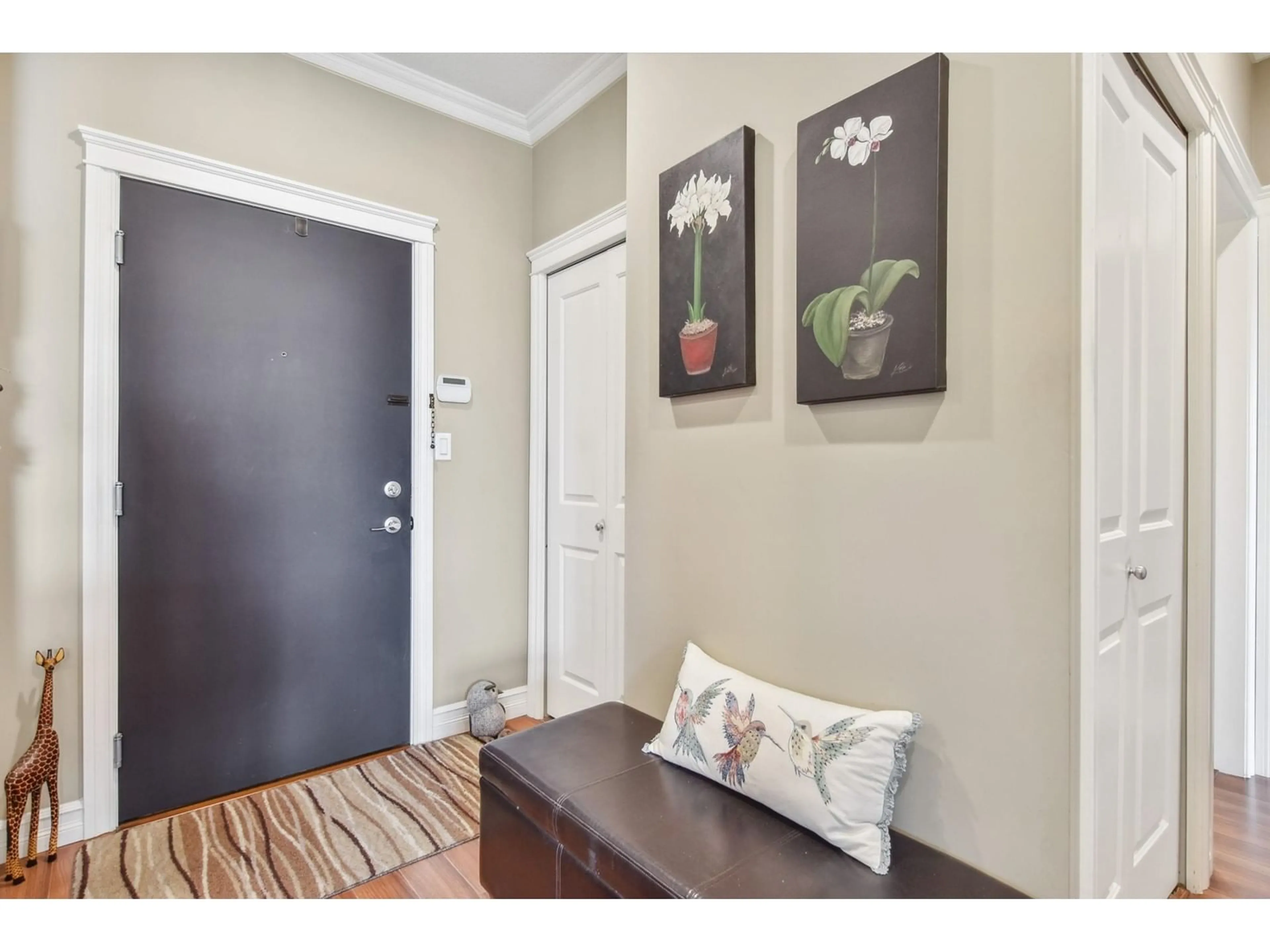 Indoor entryway for B307 - 33755 7TH, Mission British Columbia V2V0A4