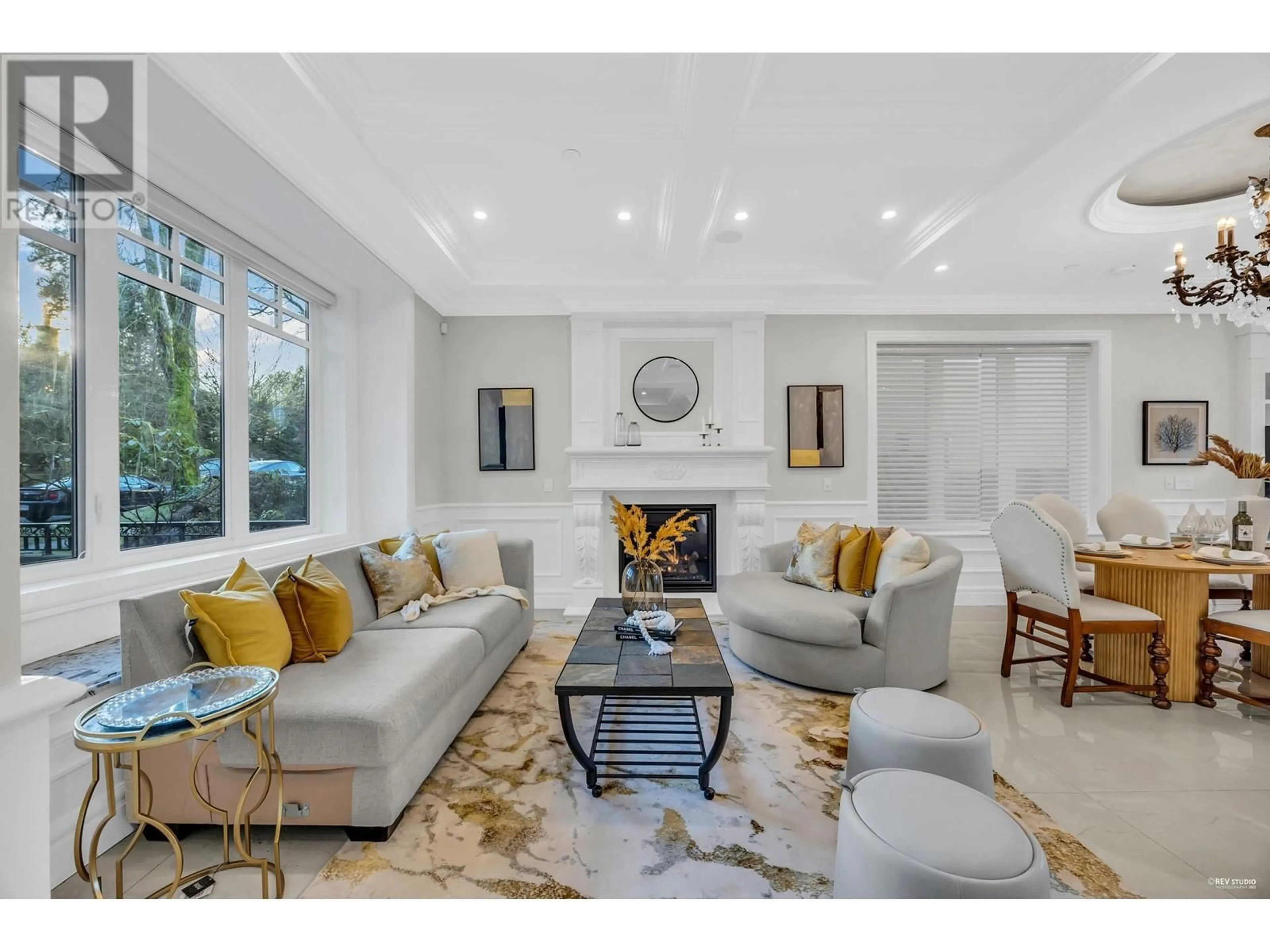 Living room with furniture, unknown for 4307 13TH AVENUE, Vancouver British Columbia V6R2V1