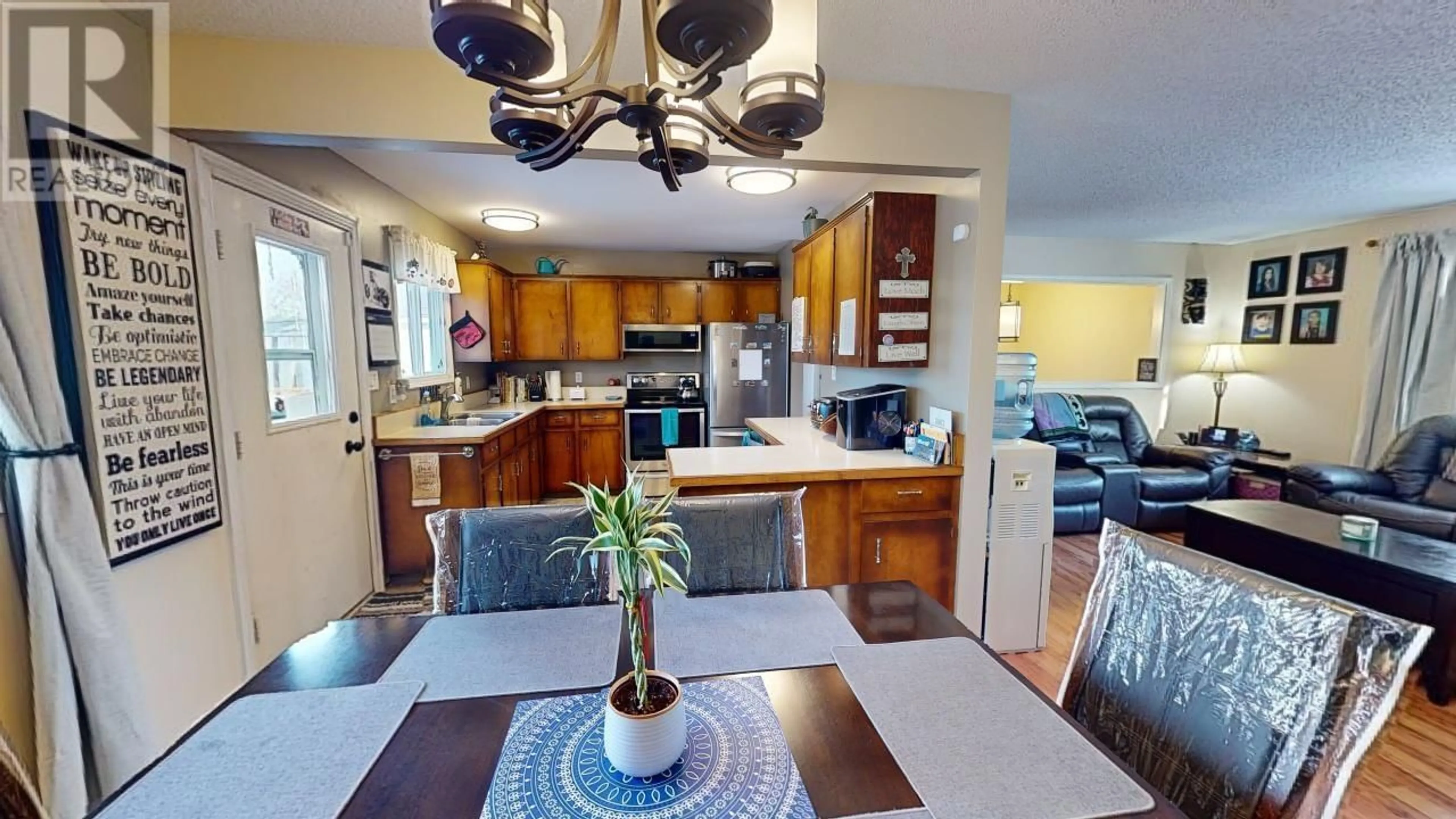 Open concept kitchen, unknown for 8924 91 STREET, Fort St. John British Columbia V1J4R6