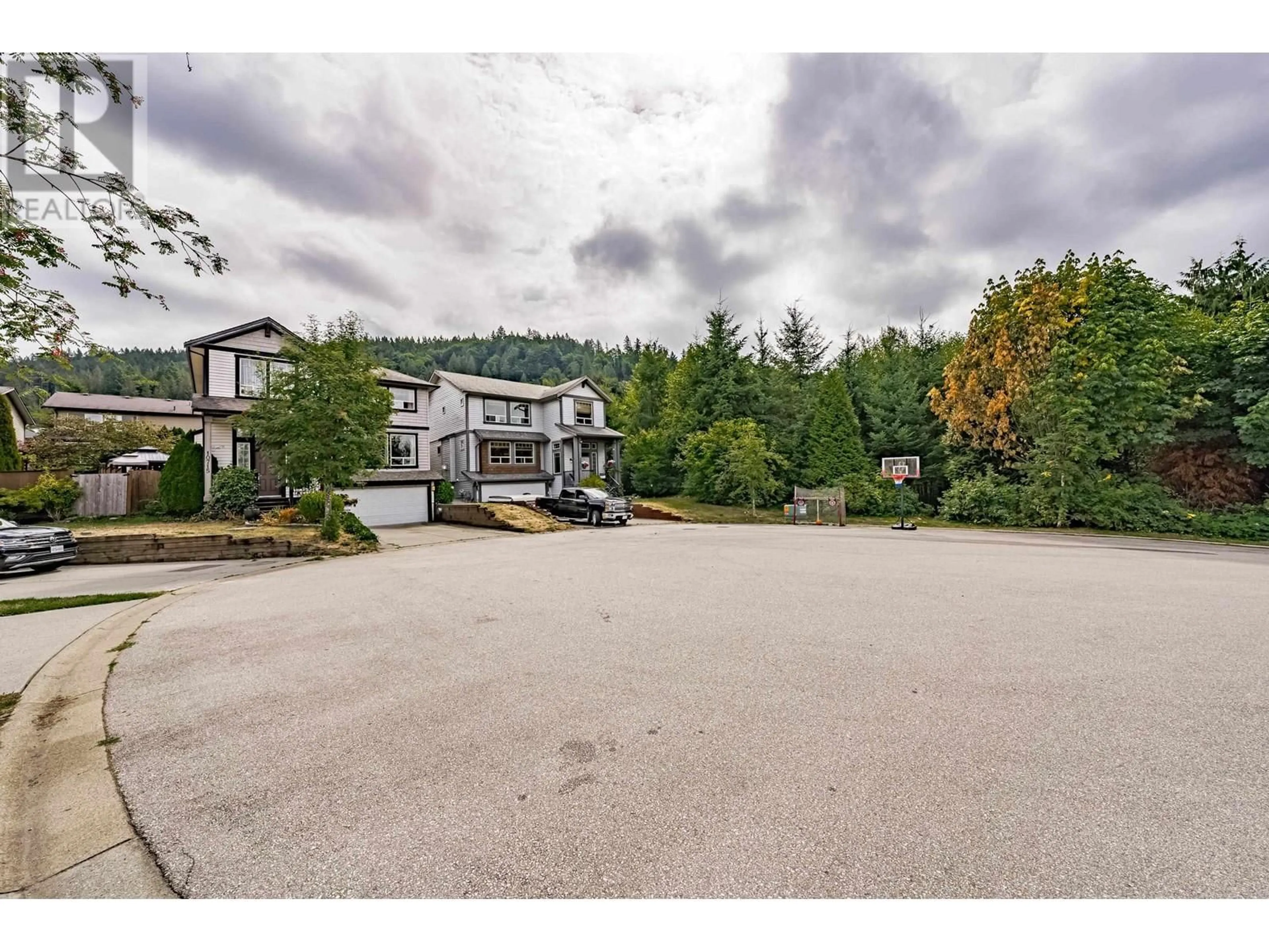 A pic from outside/outdoor area/front of a property/back of a property/a pic from drone, mountain view for 10715 BEECHAM PLACE, Maple Ridge British Columbia V2W0E9