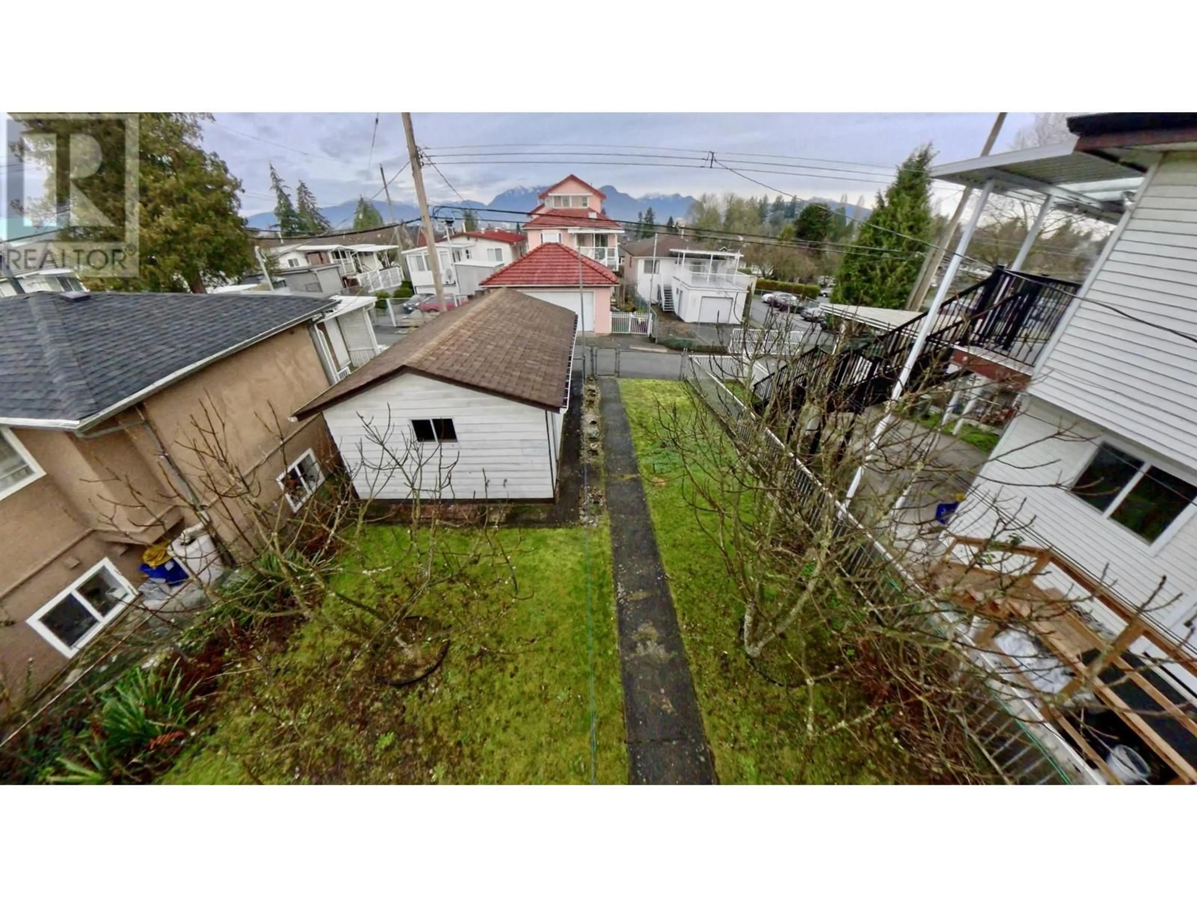 A pic from outside/outdoor area/front of a property/back of a property/a pic from drone, street for 1417 E 20TH AVENUE, Vancouver British Columbia V5N2K5