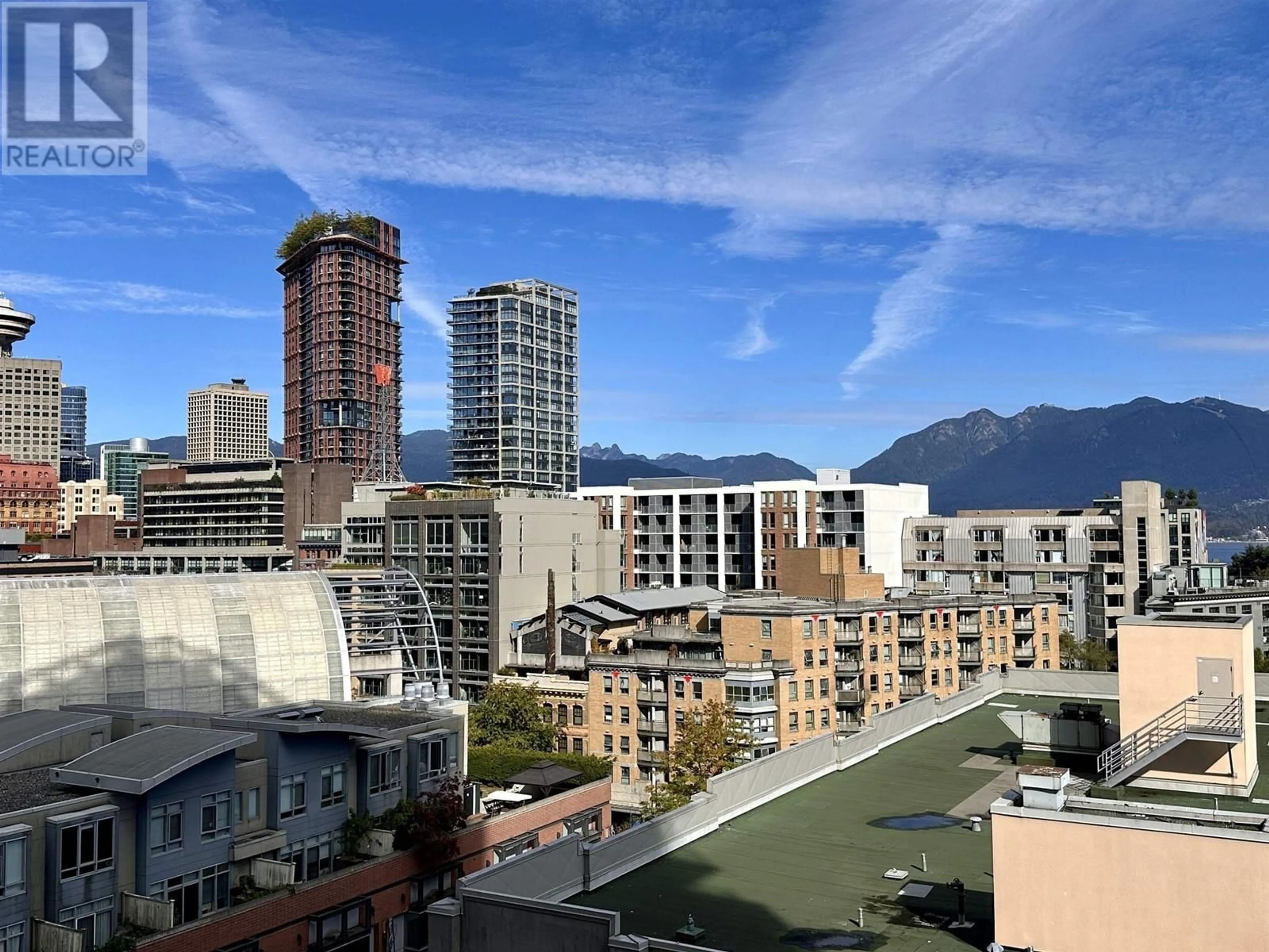 A pic from outside/outdoor area/front of a property/back of a property/a pic from drone, city buildings view from balcony for 1105 550 TAYLOR STREET, Vancouver British Columbia V6B1R1