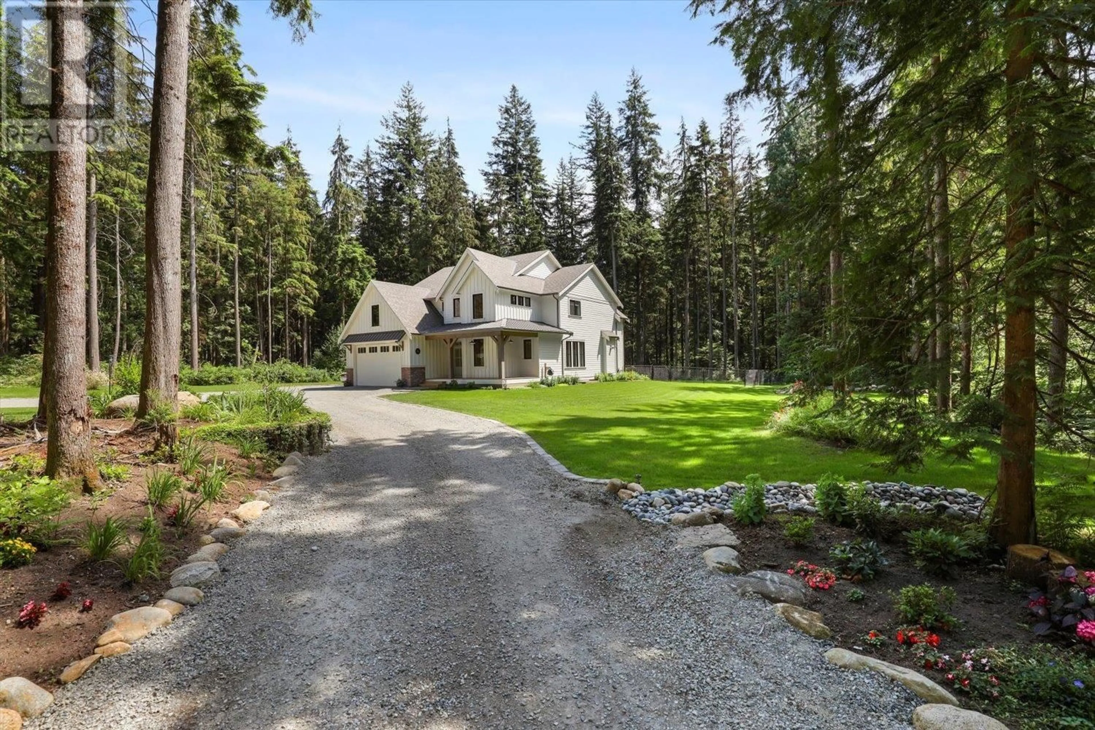 A pic from outside/outdoor area/front of a property/back of a property/a pic from drone, unknown for 27608 112TH STREET, Maple Ridge British Columbia V2W1M9