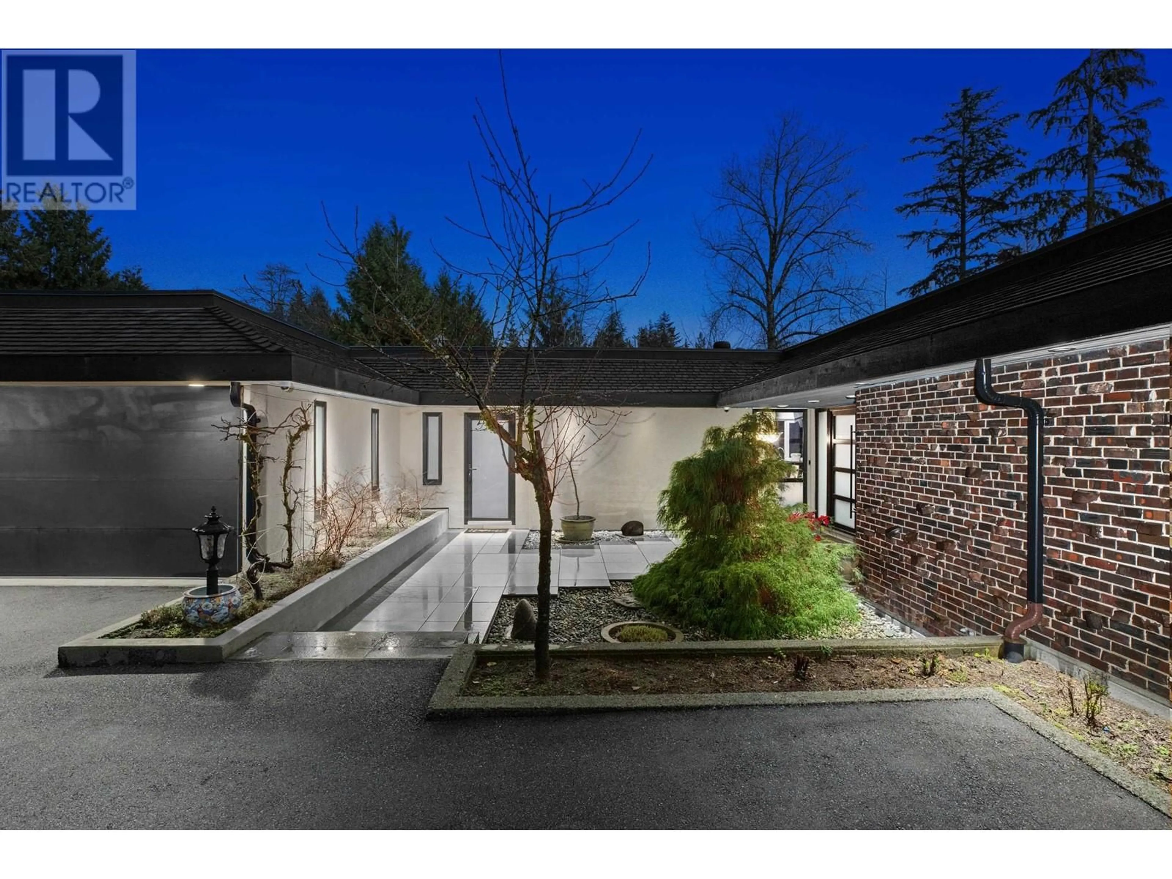 Unknown for 1162 CHARTWELL CRESCENT, West Vancouver British Columbia V7S2P8