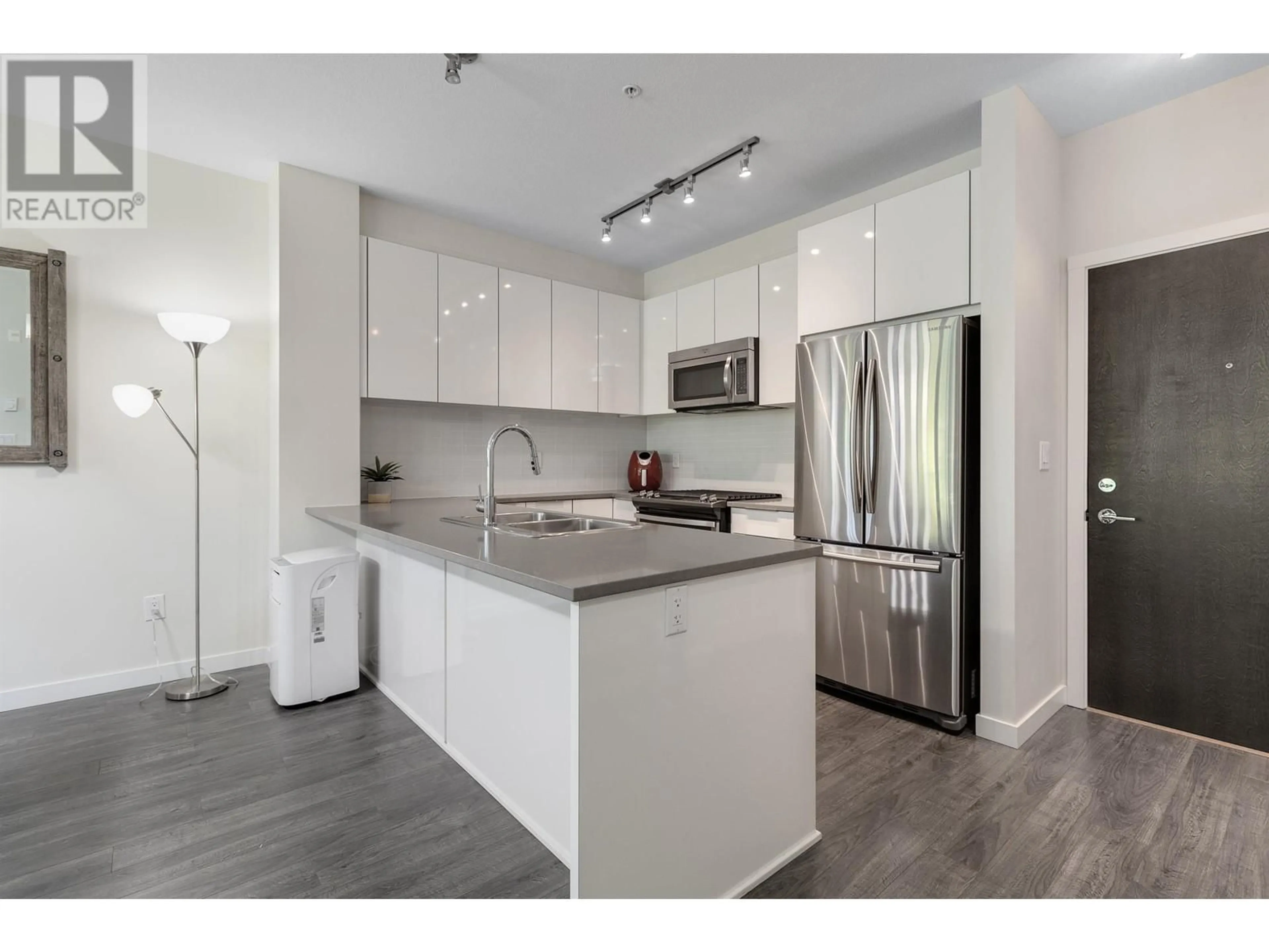 Open concept kitchen, unknown for 206 1151 WINDSOR MEWS, Coquitlam British Columbia V2B0M9