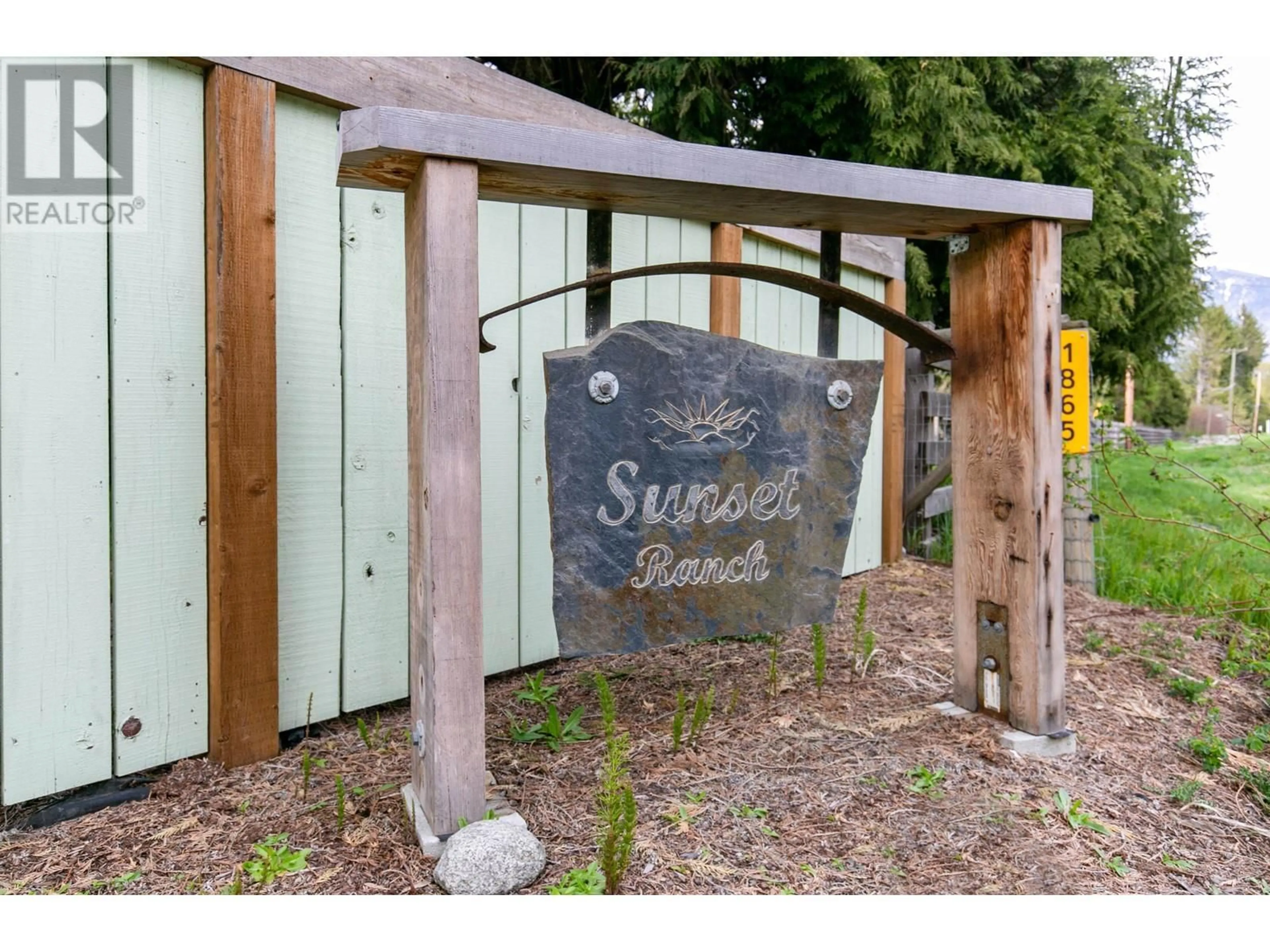 Shed for 1865 HIGHWAY 99, Pemberton British Columbia V0N2L1