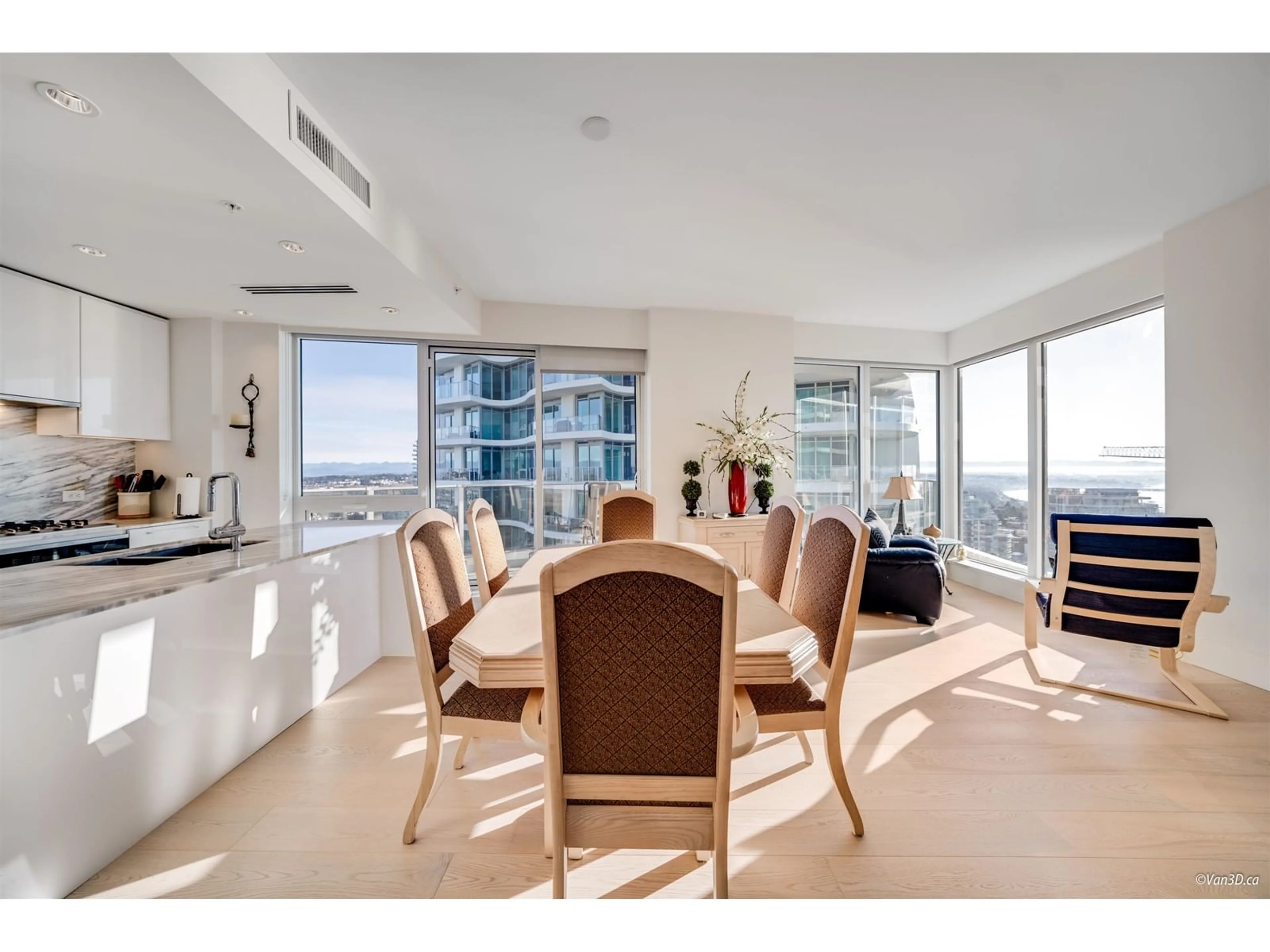 Unknown for 2203 - 1500 MARTIN, White Rock British Columbia V4B0C2