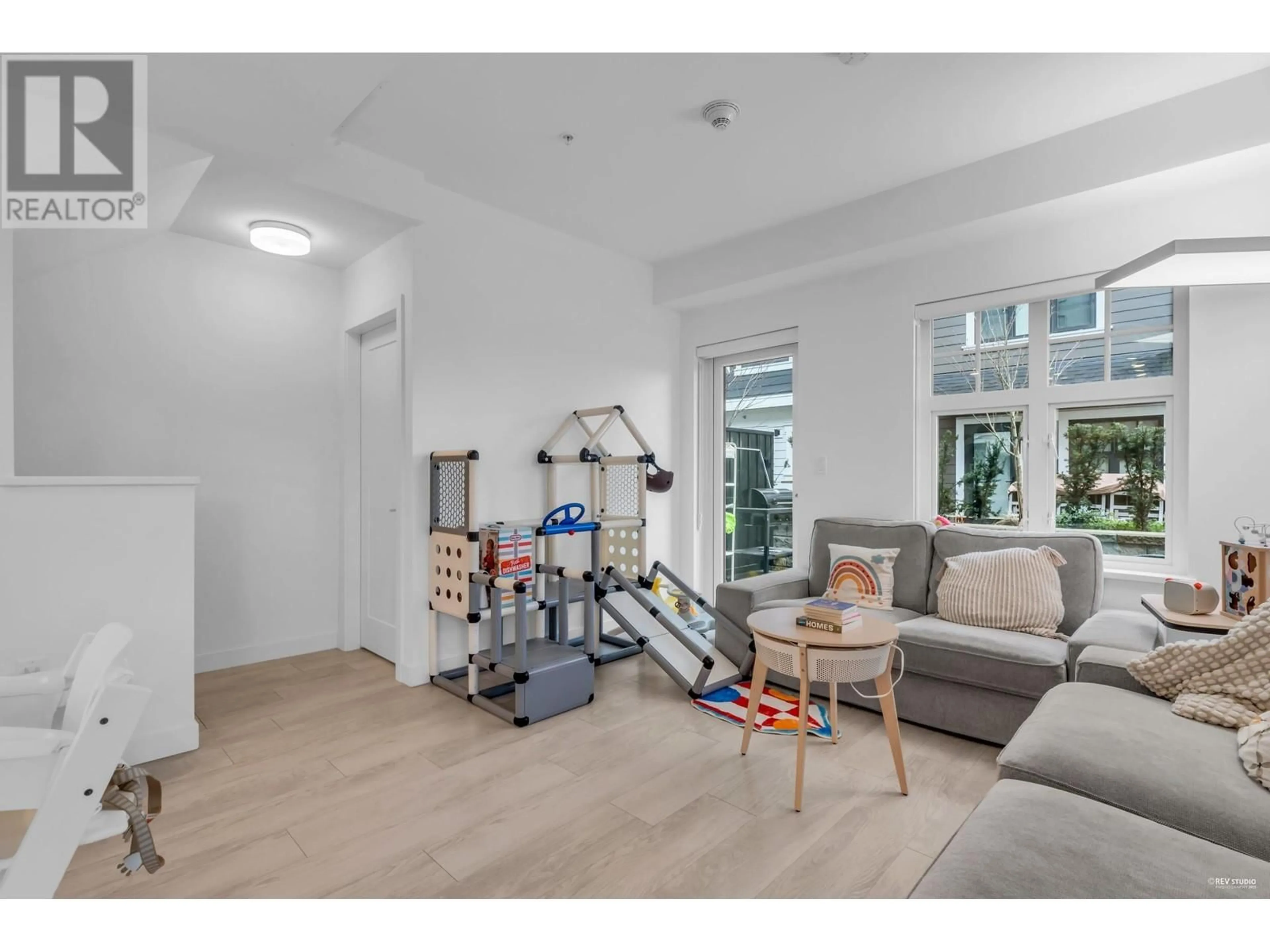 Gym or fitness room for 116 678 FAIRVIEW STREET, Coquitlam British Columbia V3J0N1