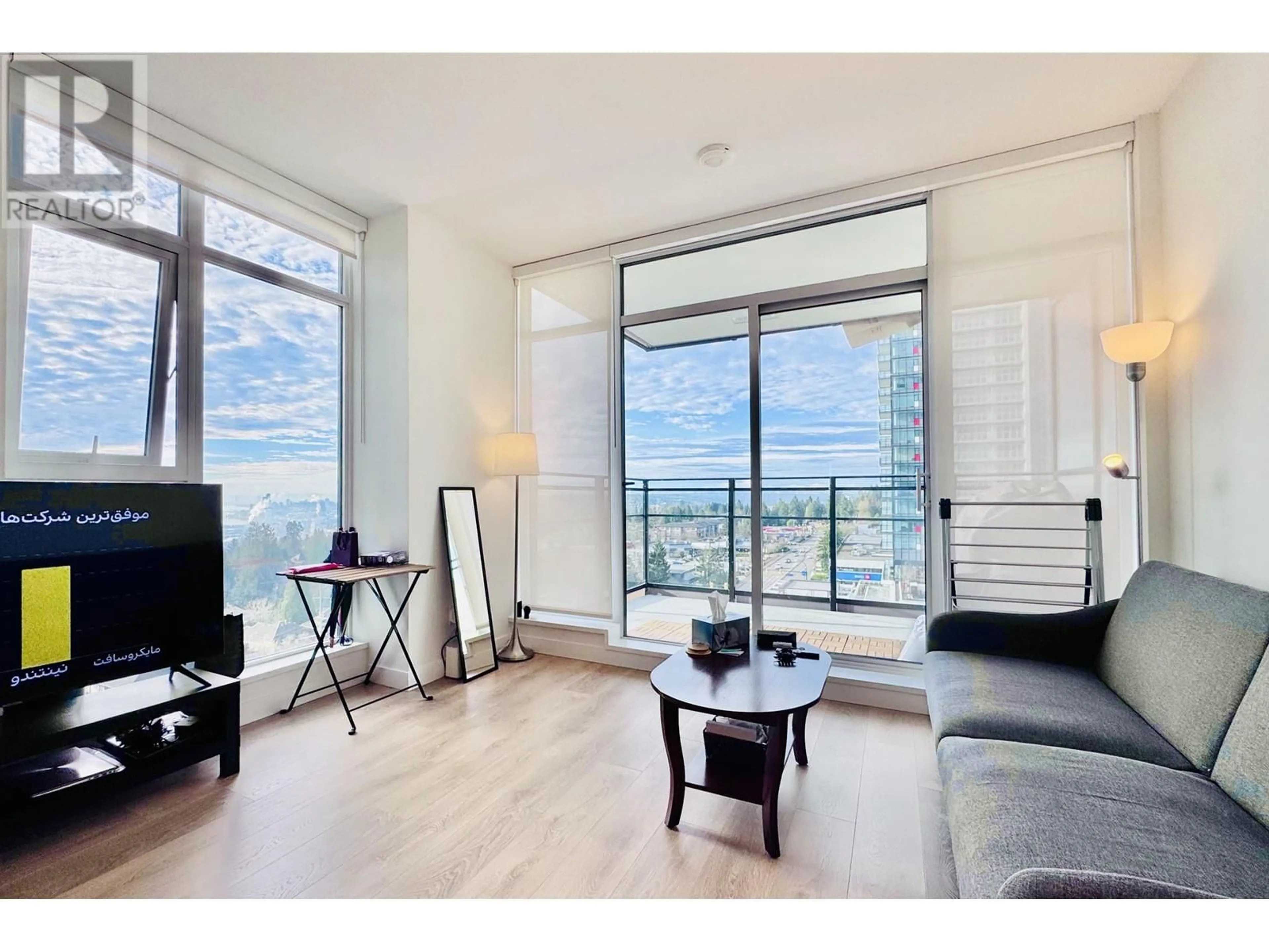 Living room with furniture, unknown for 806 - 1045 AUSTIN AVENUE, Coquitlam British Columbia V3K0G9