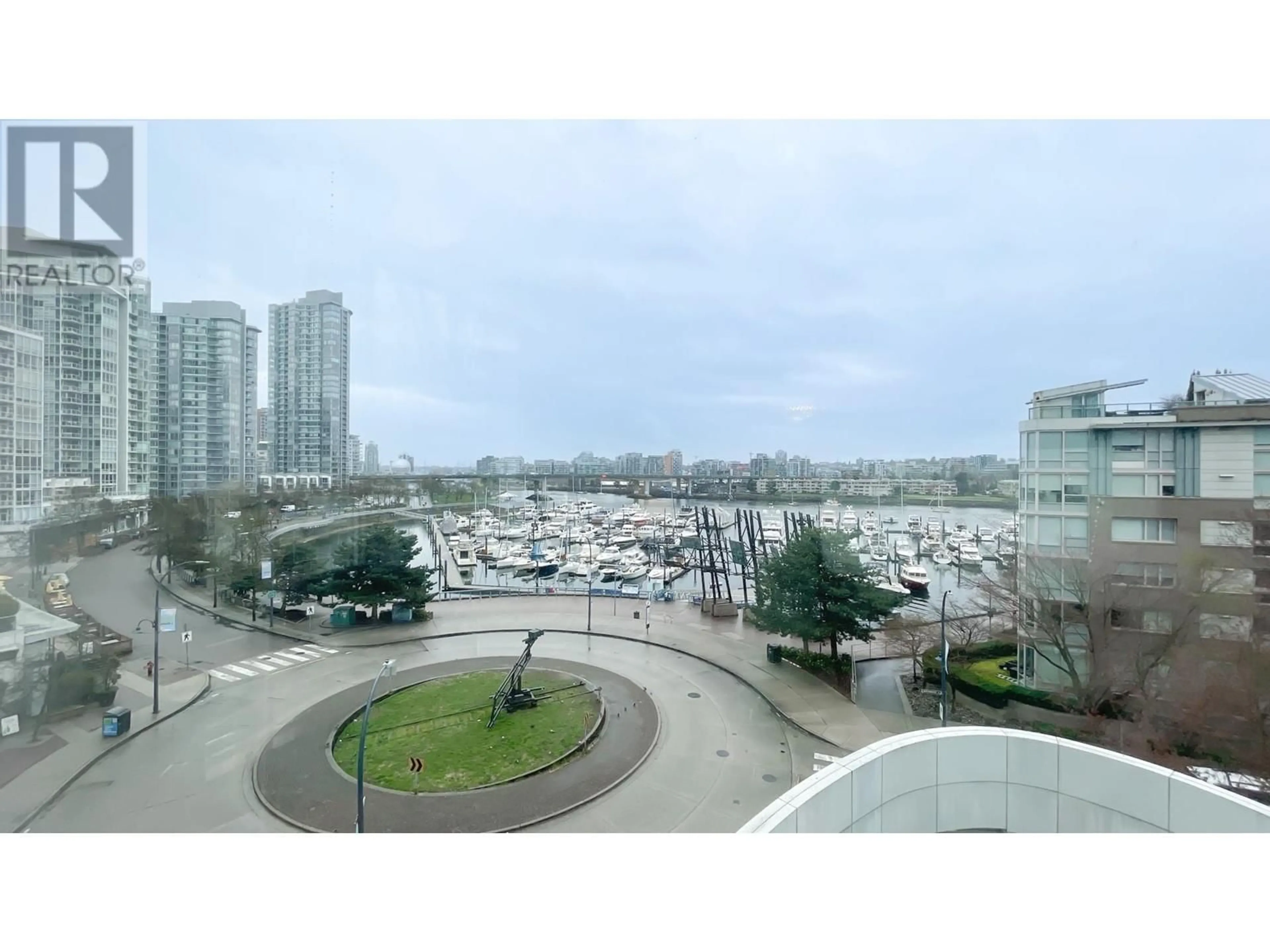 Blurry image for 603 1201 MARINASIDE CRESCENT, Vancouver British Columbia V6Z2V2