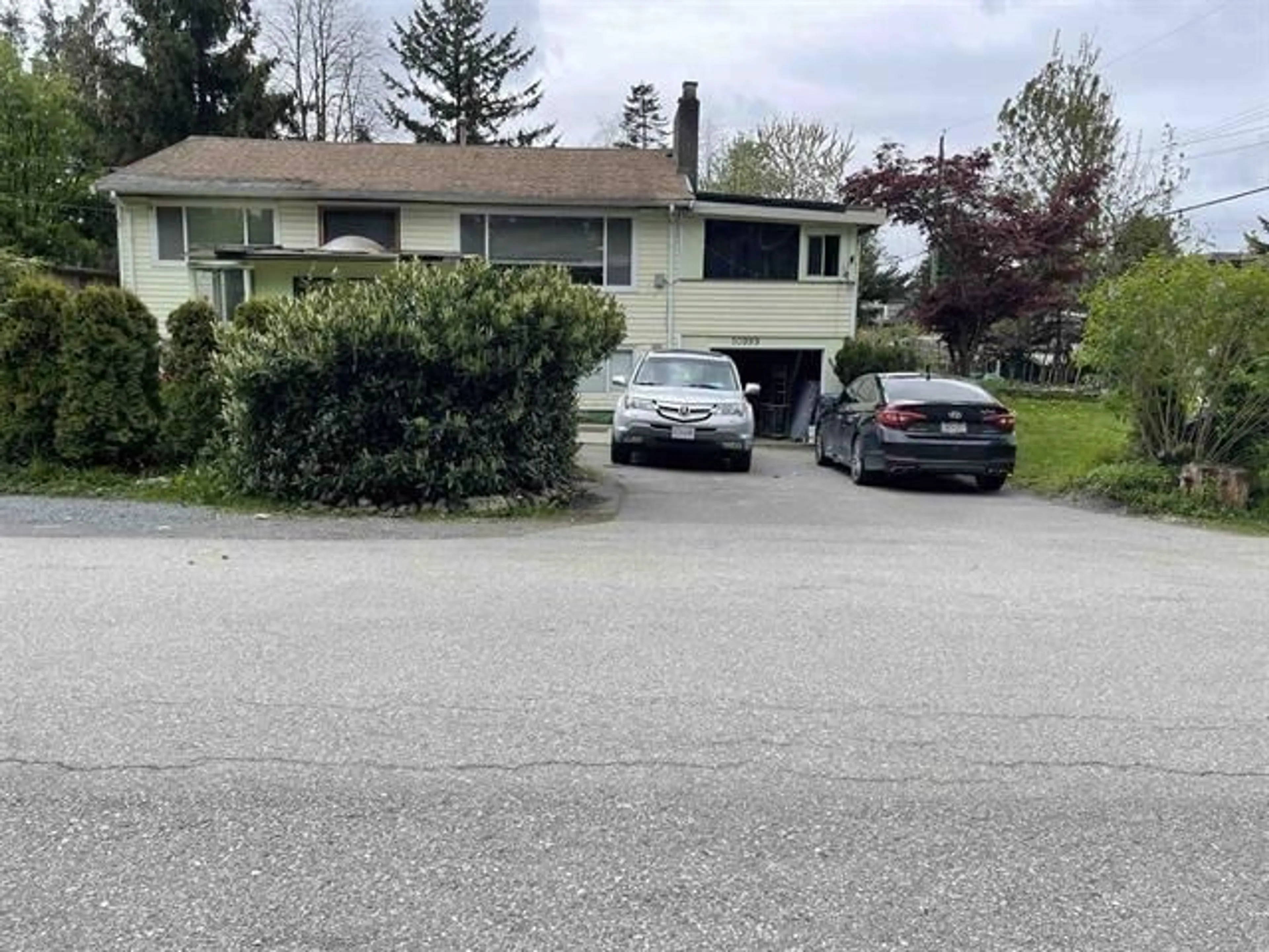 Unknown for 10999 132A STREET, Surrey British Columbia V3T3Y2