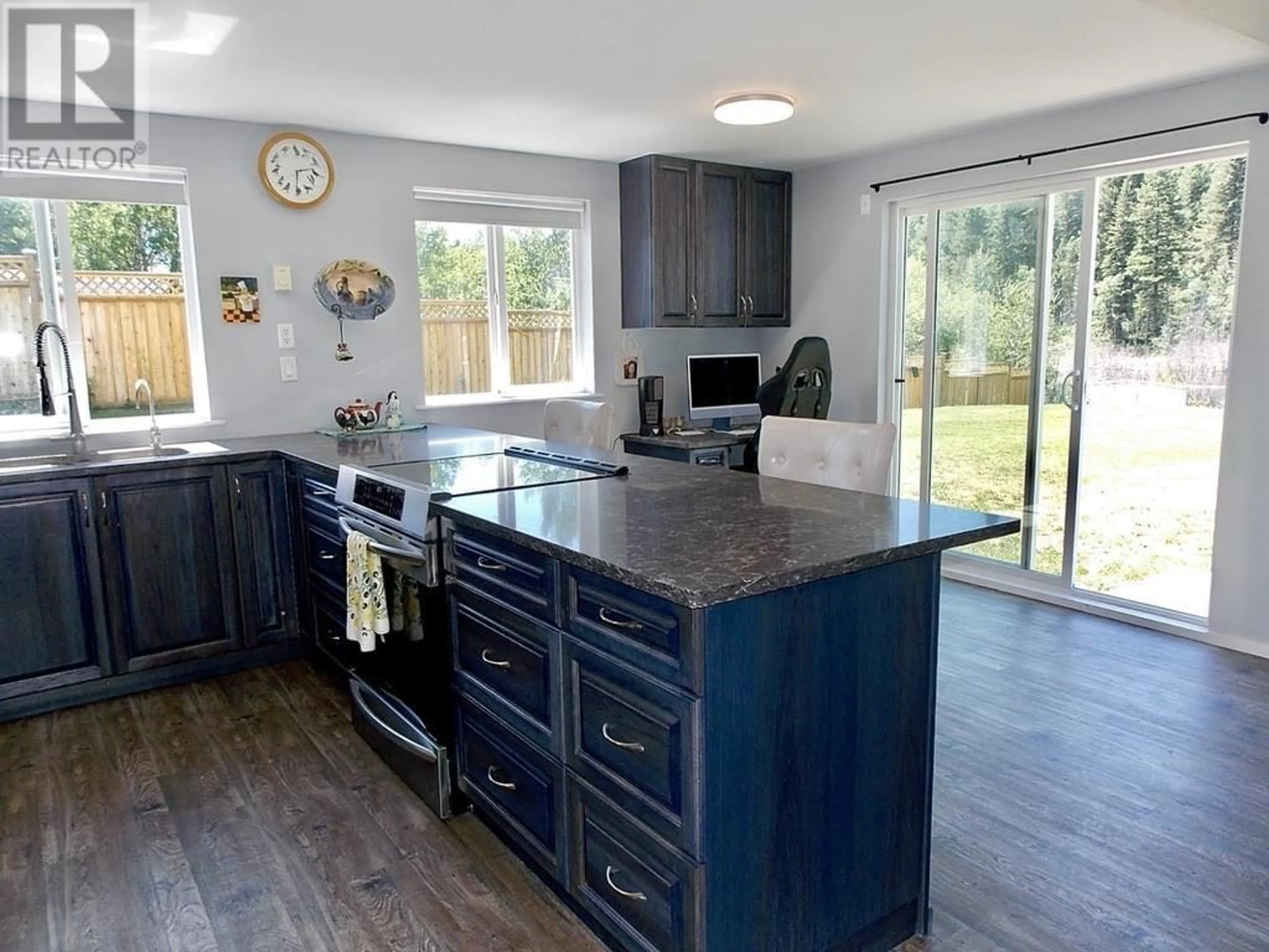 Open concept kitchen, unknown for 4285 N CLEAR ROAD, Williams Lake British Columbia V2G5A1