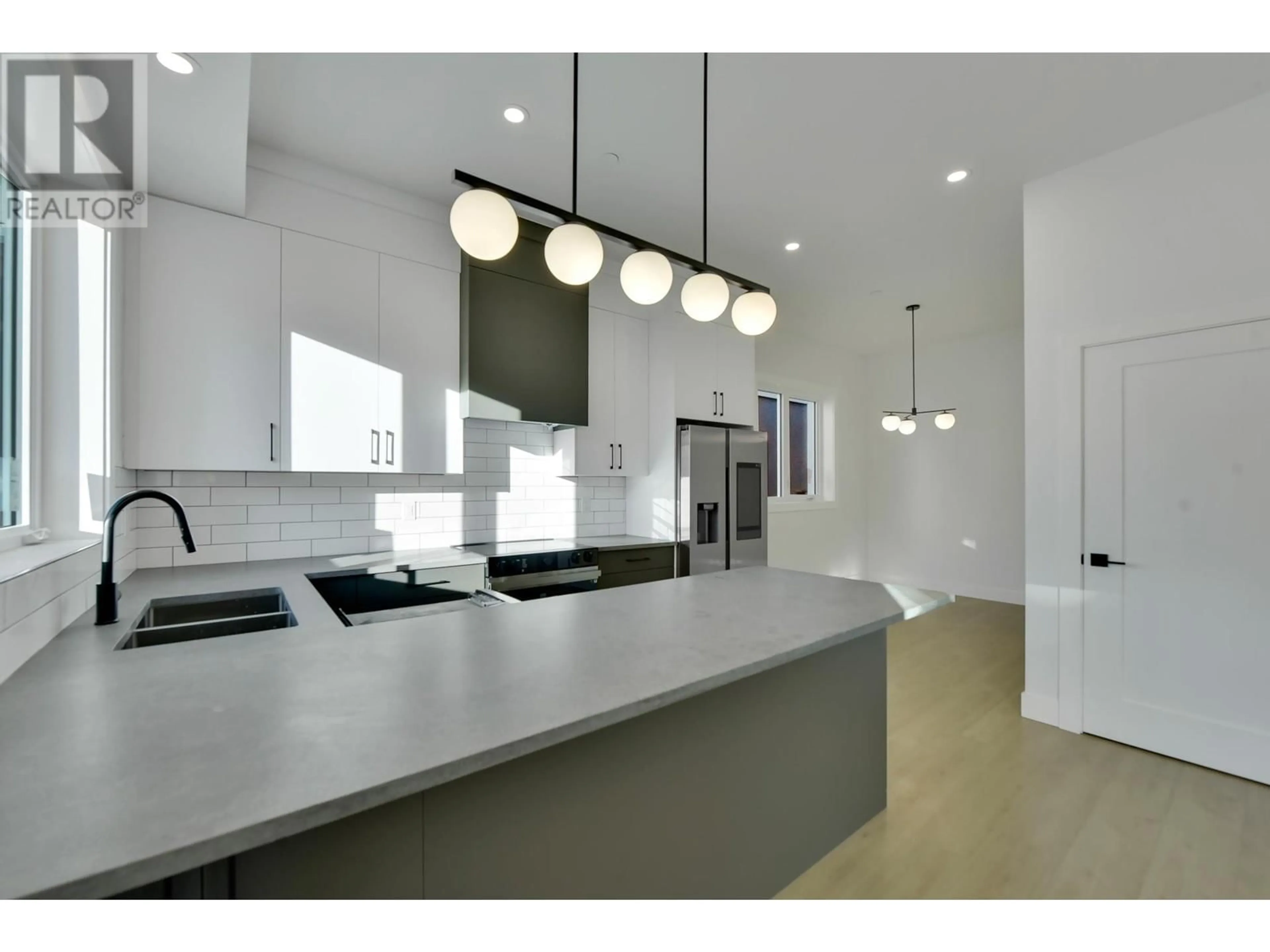 Contemporary kitchen, ceramic/tile floor for 2 1436 E 1ST AVENUE, Vancouver British Columbia V5N1A3