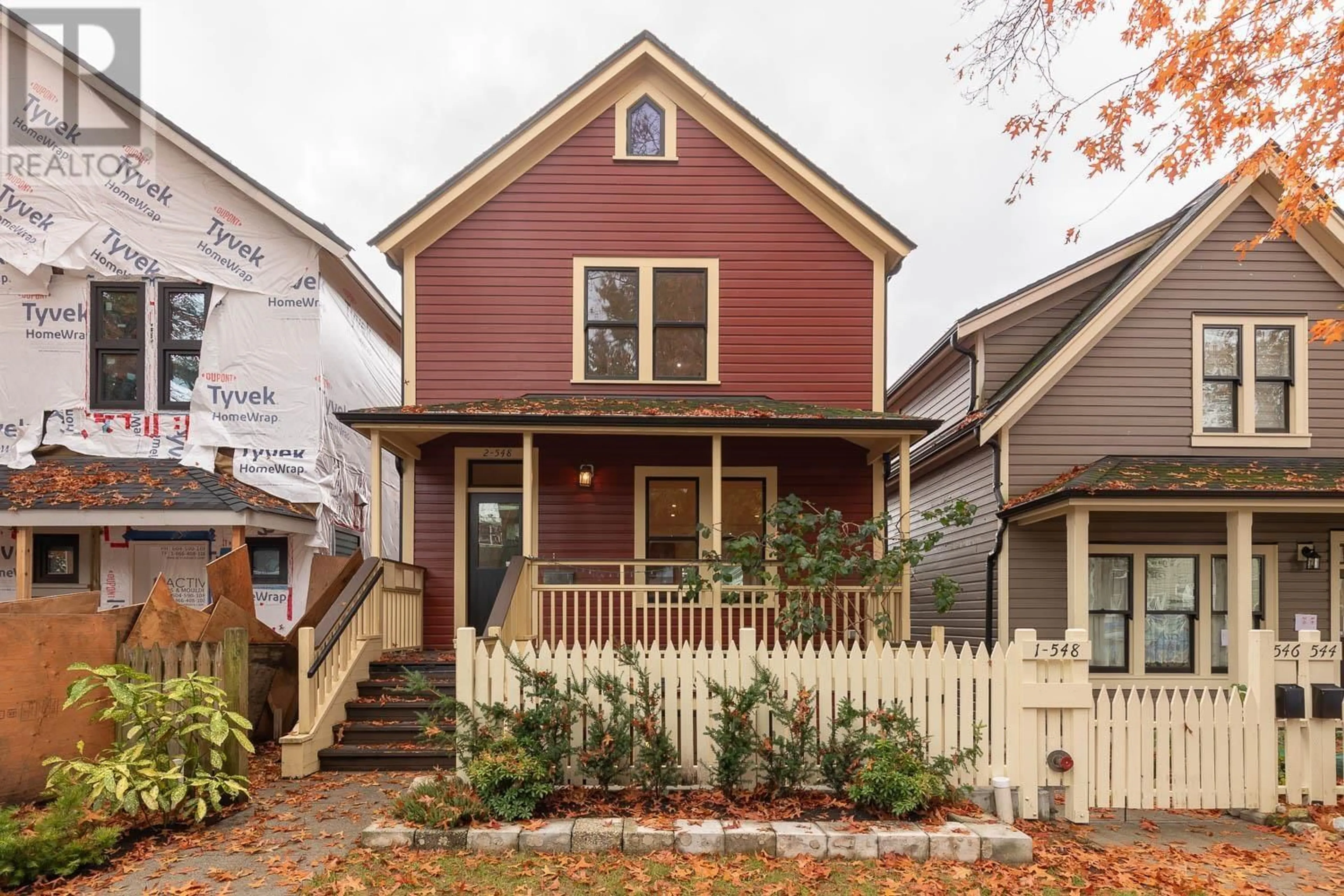 Home with vinyl exterior material, street for 2 548 E GEORGIA STREET, Vancouver British Columbia V6A1Z9