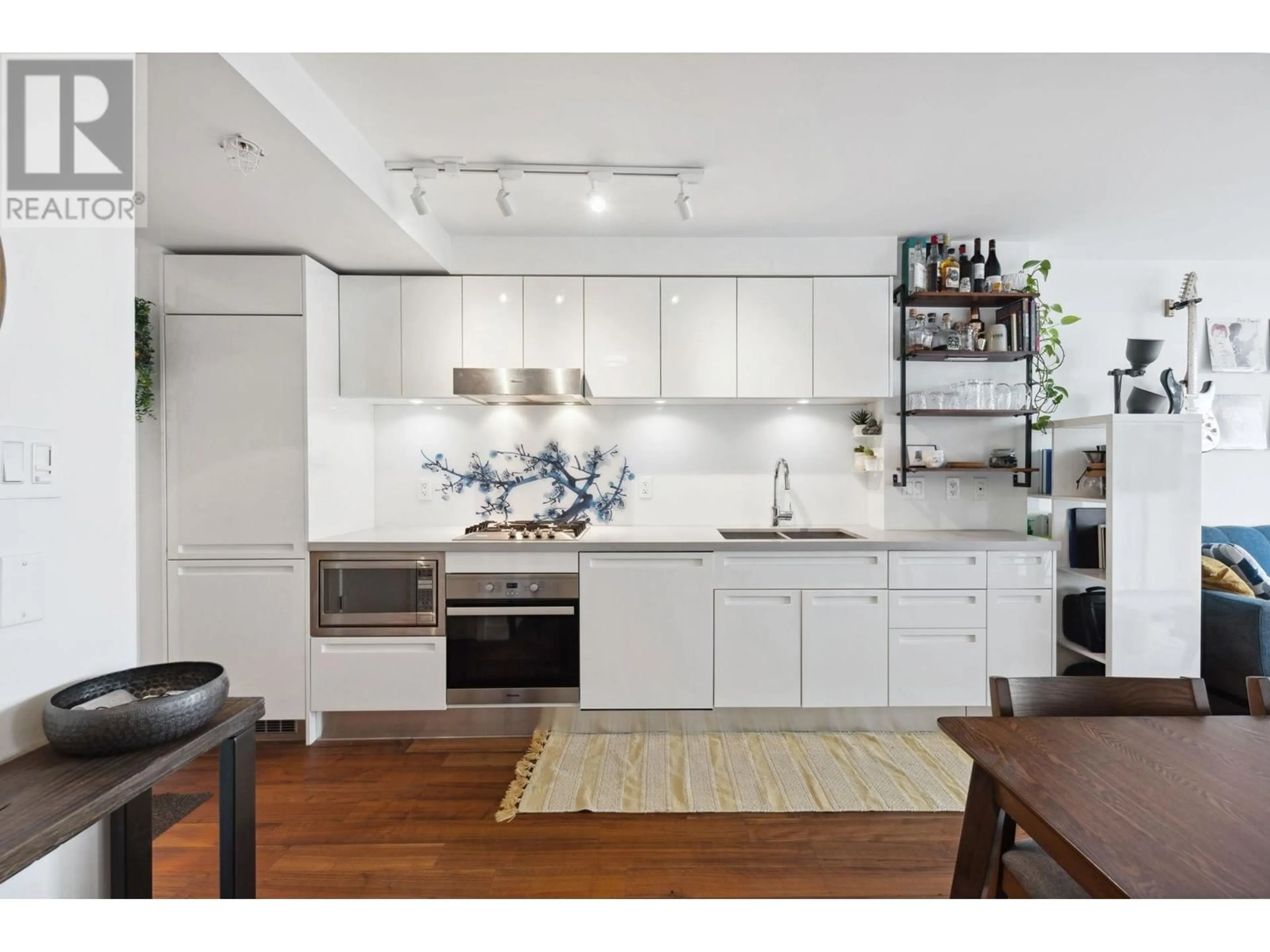 Open concept kitchen, unknown for 1510 188 KEEFER STREET, Vancouver British Columbia V6A0E3