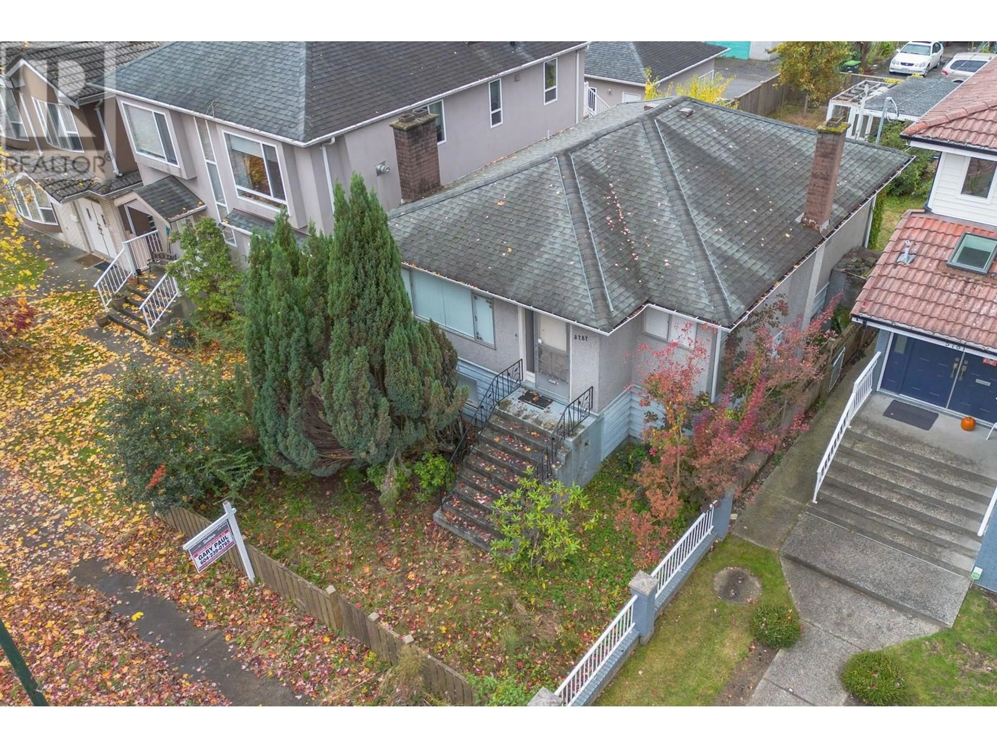 A pic from outside/outdoor area/front of a property/back of a property/a pic from drone, unknown for 5787 ST. MARGARETS STREET, Vancouver British Columbia V5R3H6