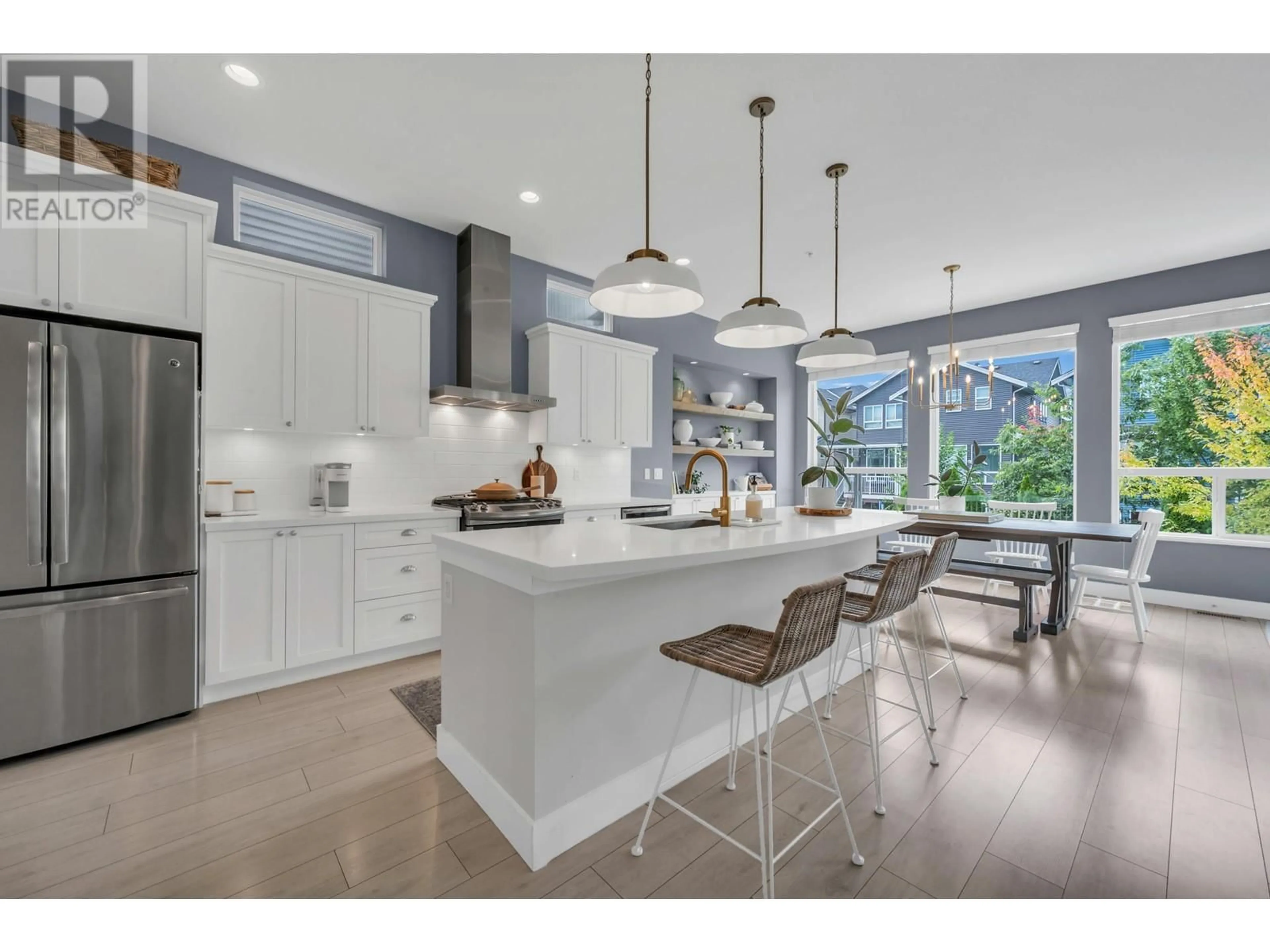 Open concept kitchen, ceramic/tile floor for 10293 WYNNYK WAY, Maple Ridge British Columbia V2W1G3