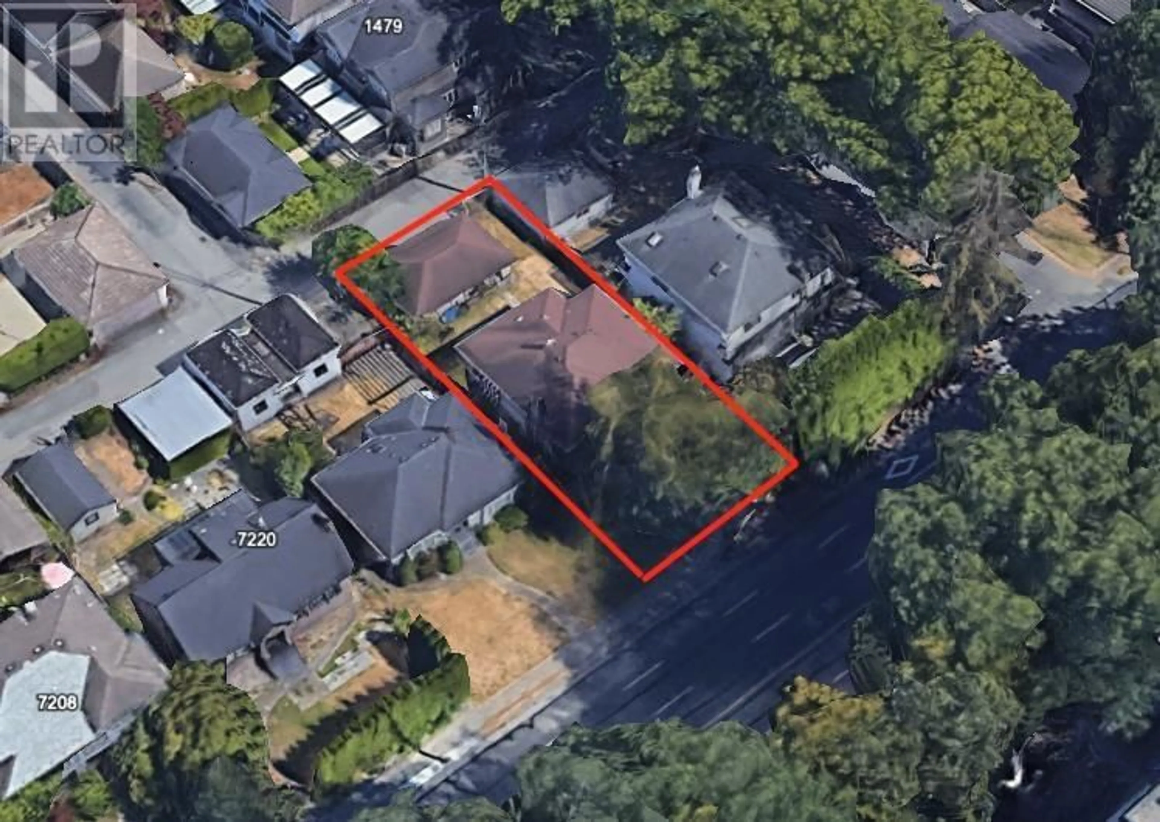 A pic from outside/outdoor area/front of a property/back of a property/a pic from drone, street for 7244 GRANVILLE STREET, Vancouver British Columbia V6P4X9