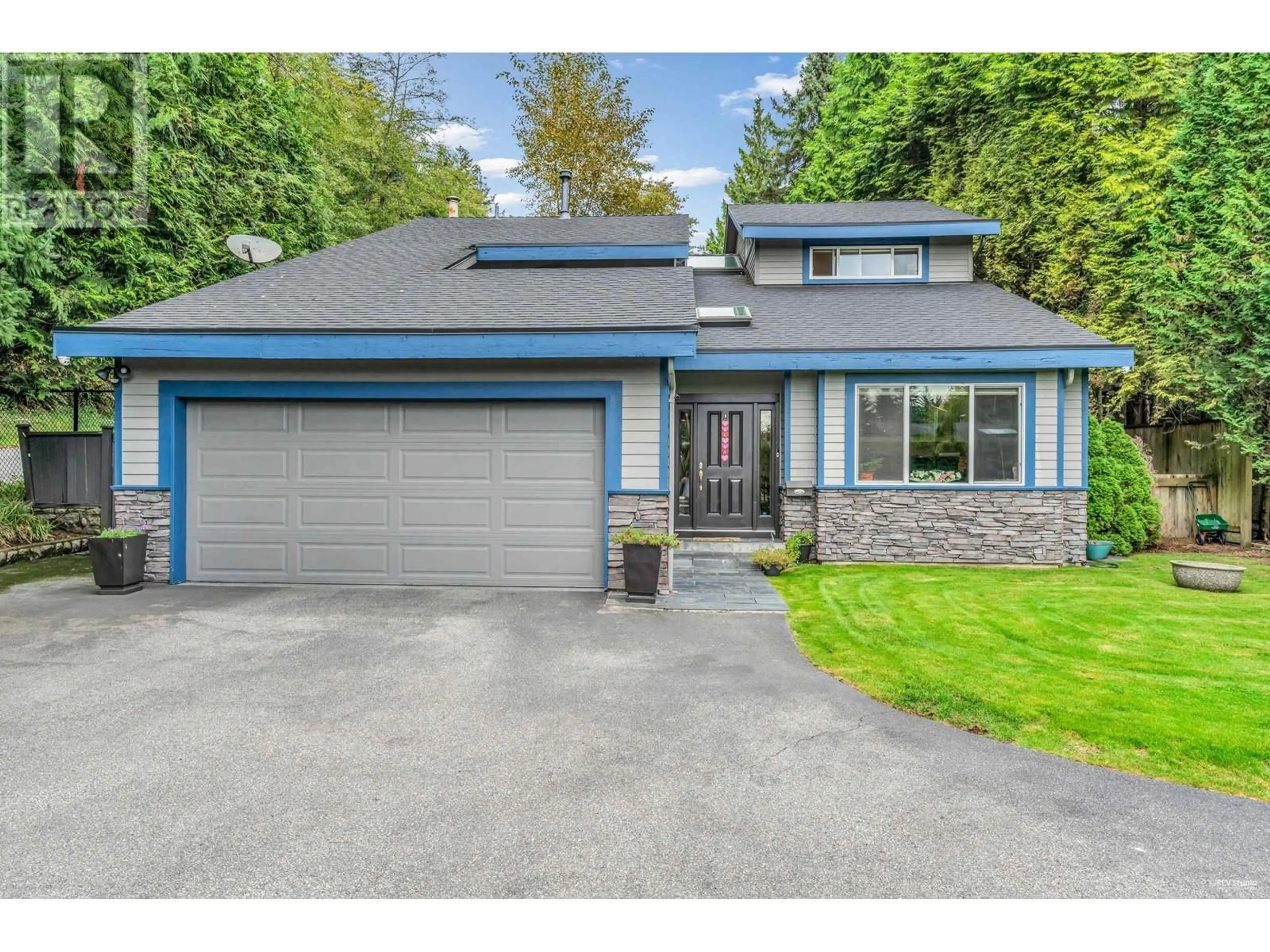 Home with vinyl exterior material, street for 5361 NANCY GREENE WAY, North Vancouver British Columbia V7R4N2