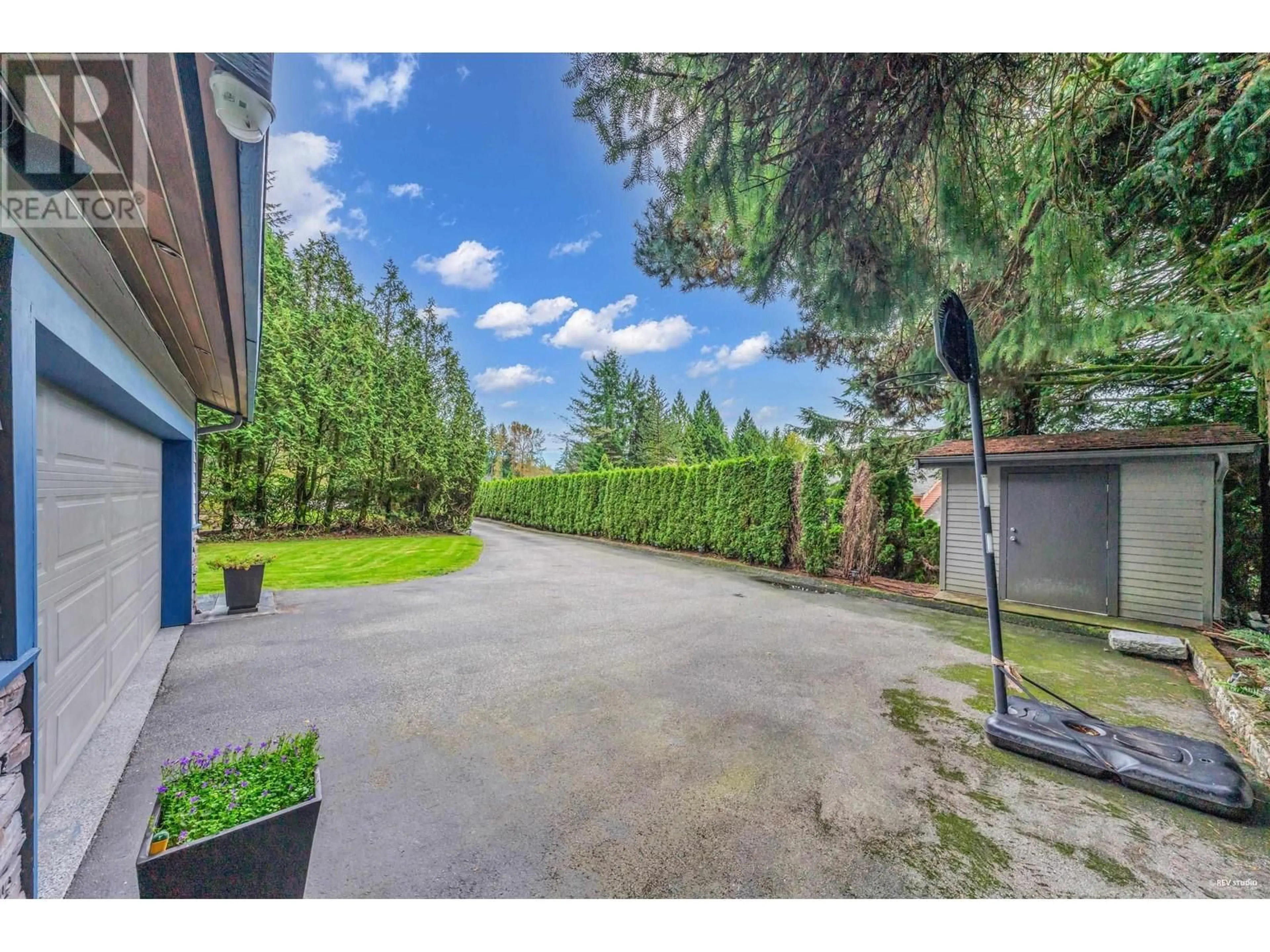 Patio, street for 5361 NANCY GREENE WAY, North Vancouver British Columbia V7R4N2