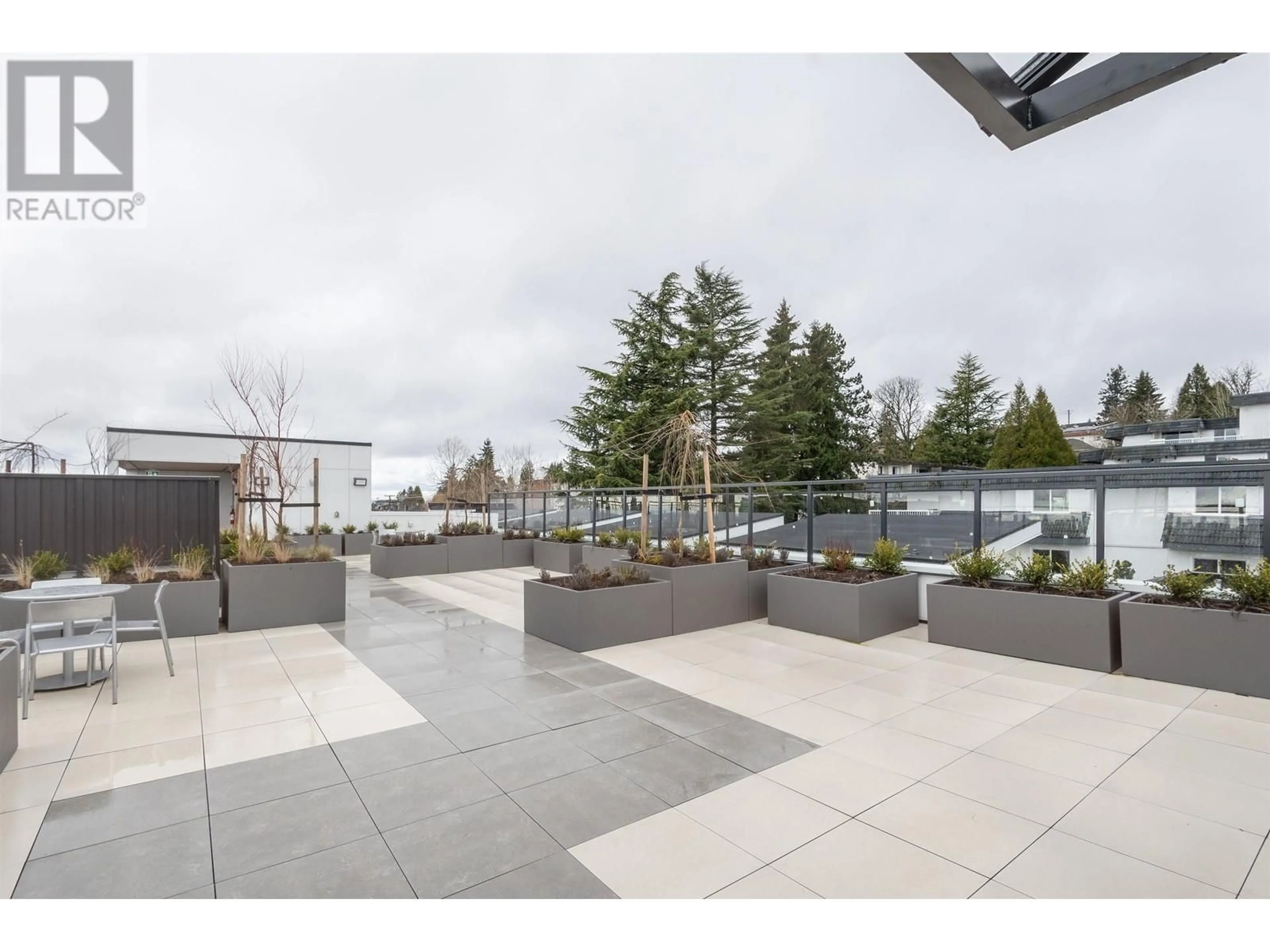 Patio, mountain view for 407 5535 HASTINGS STREET, Burnaby British Columbia V5B1R2