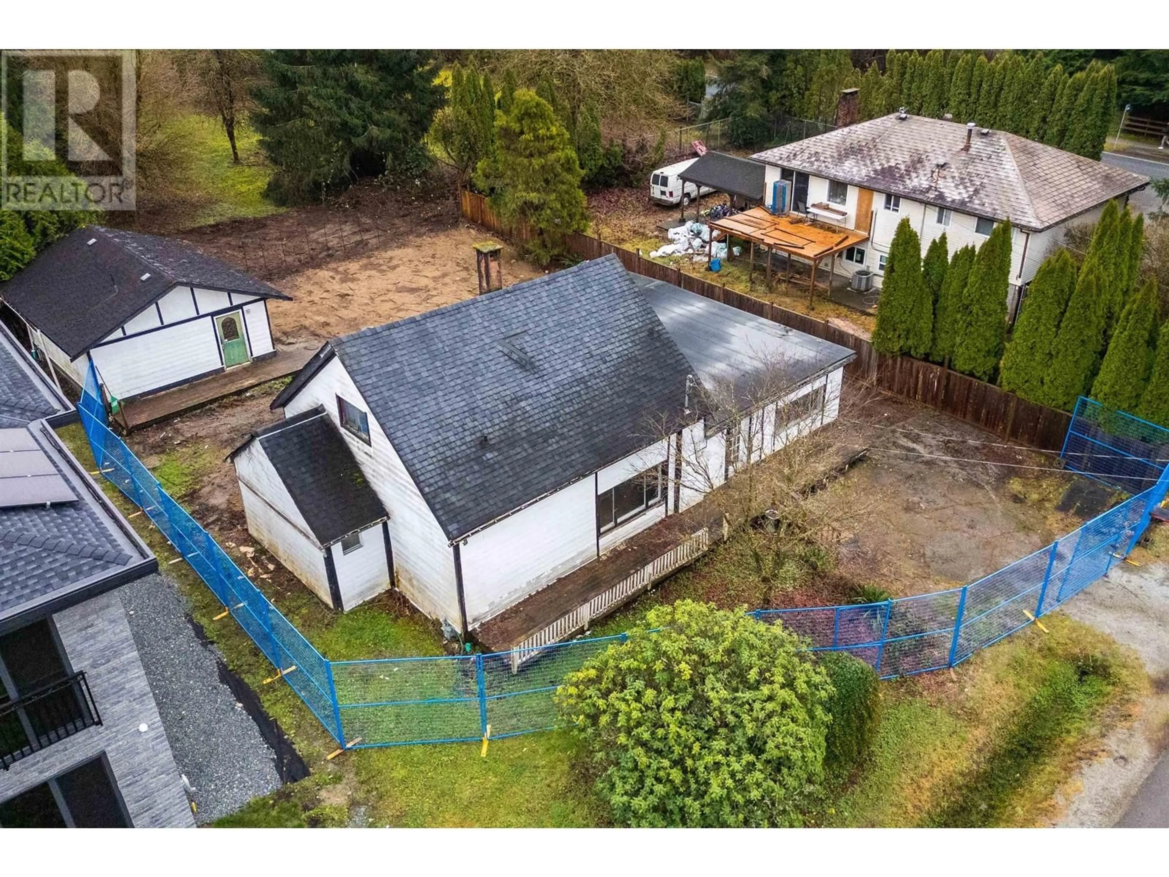 A pic from outside/outdoor area/front of a property/back of a property/a pic from drone, unknown for 12822 229 STREET, Maple Ridge British Columbia V2X6R1