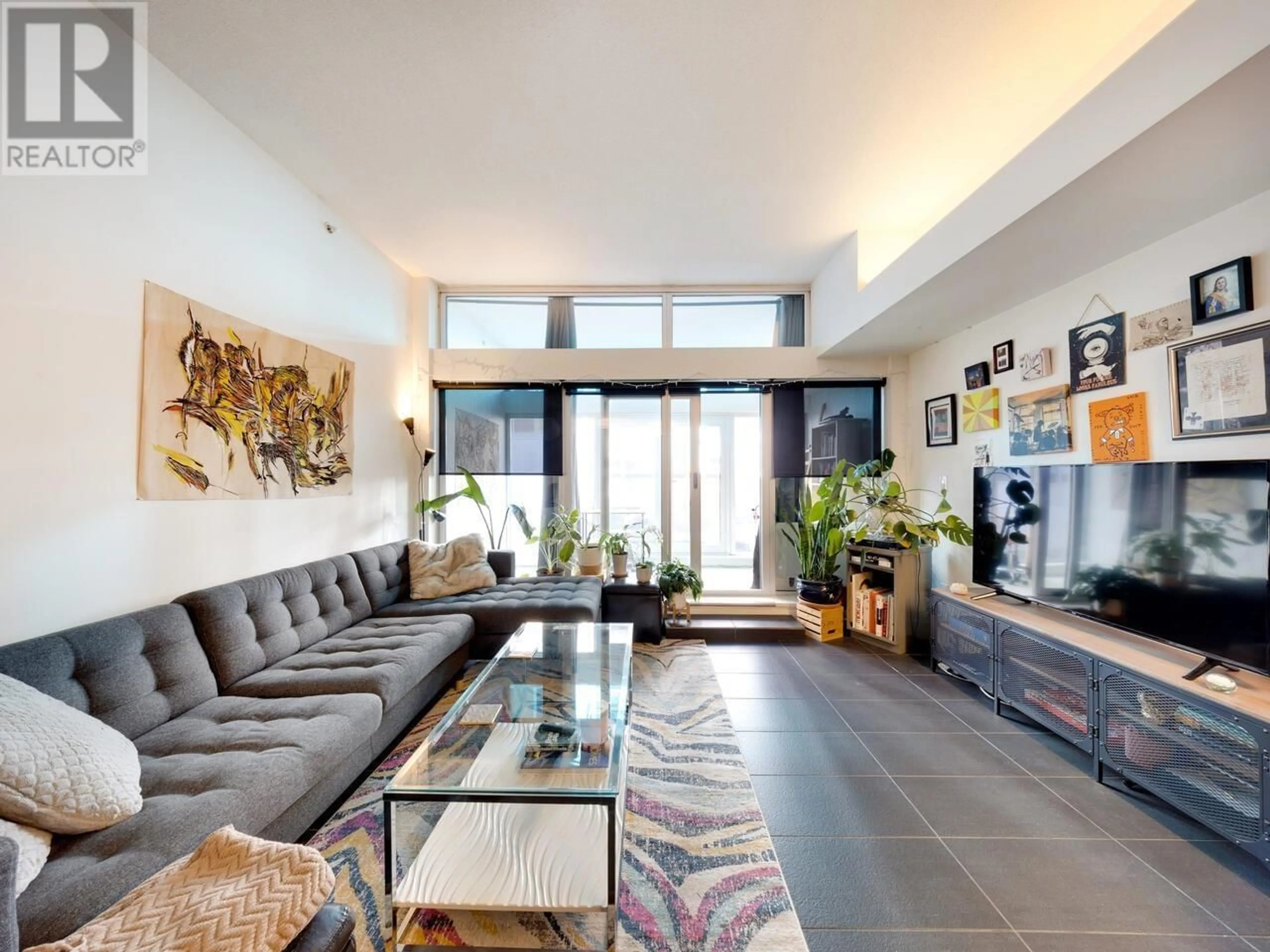 Living room with furniture, unknown for 503 - 33 PENDER STREET, Vancouver British Columbia V6B1R3