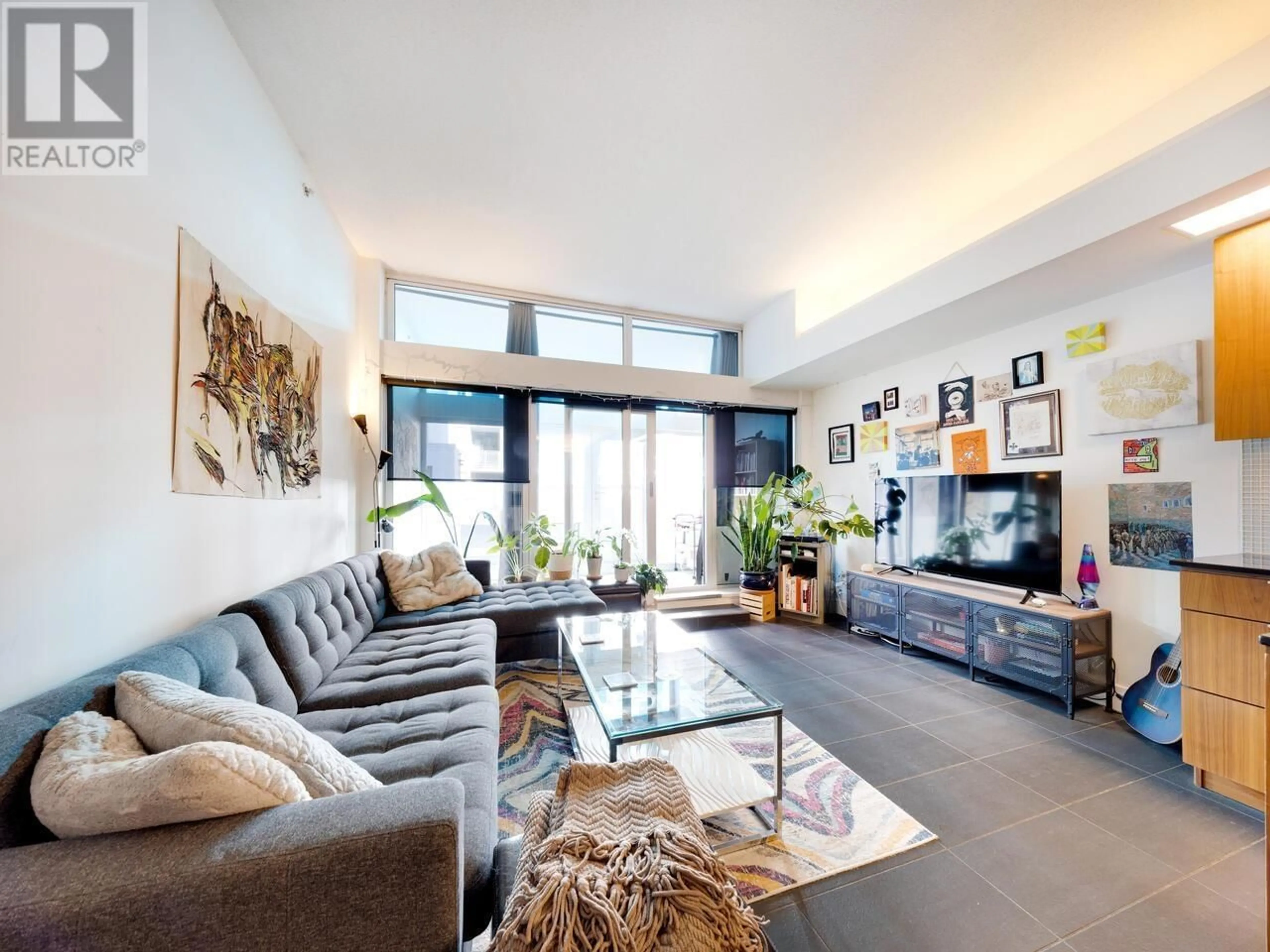 Living room with furniture, unknown for 503 - 33 PENDER STREET, Vancouver British Columbia V6B1R3