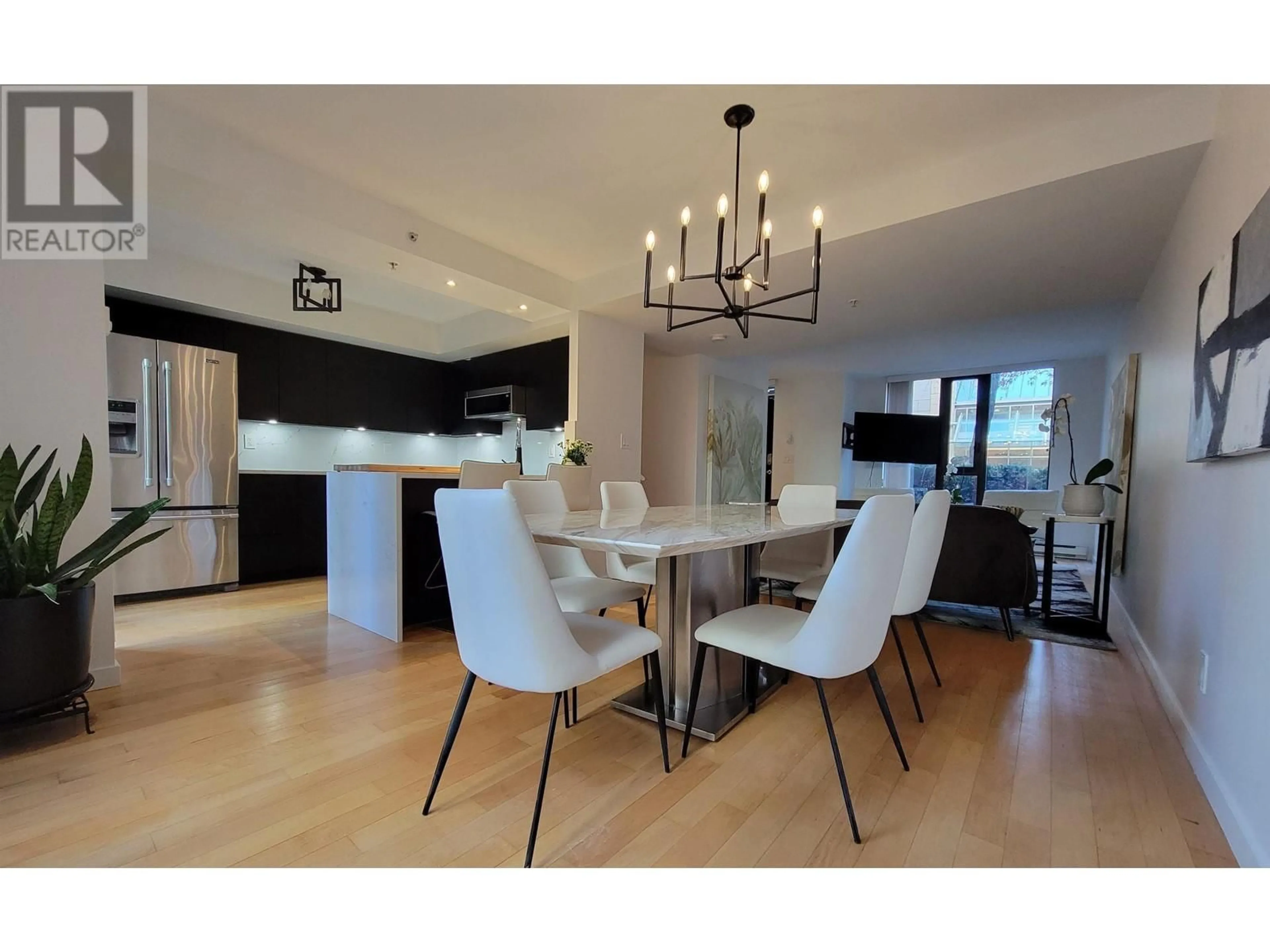 Open concept kitchen, unknown for 973 MAINLAND STREET, Vancouver British Columbia V6B1T2