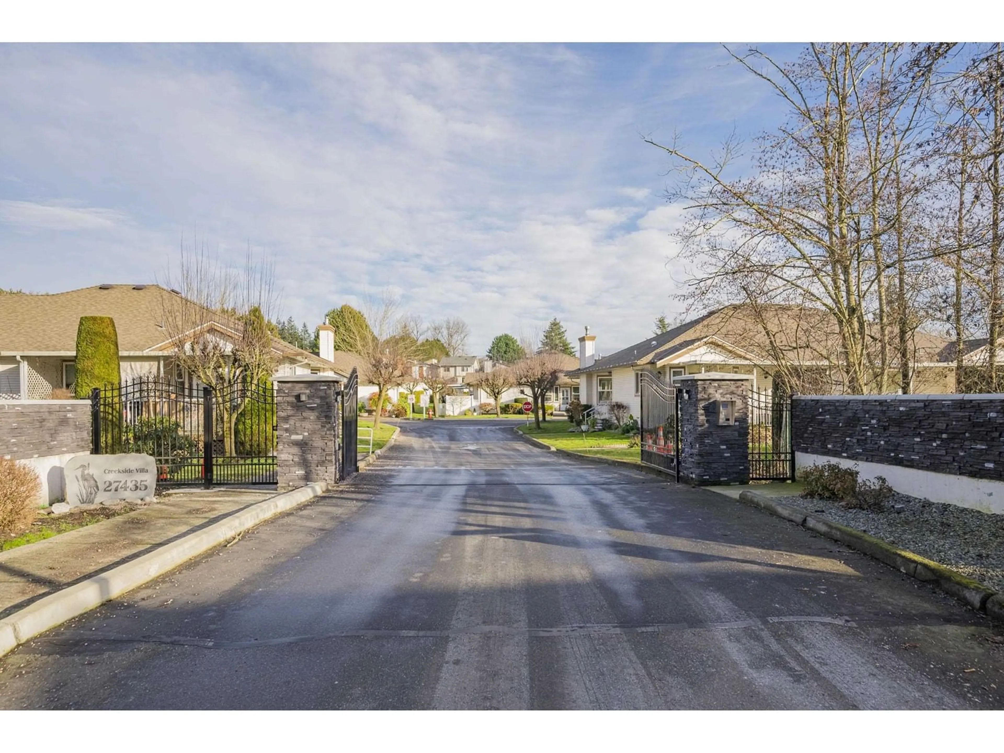 A pic from outside/outdoor area/front of a property/back of a property/a pic from drone, street for 7 27435 29A AVENUE, Langley British Columbia V4W3M4