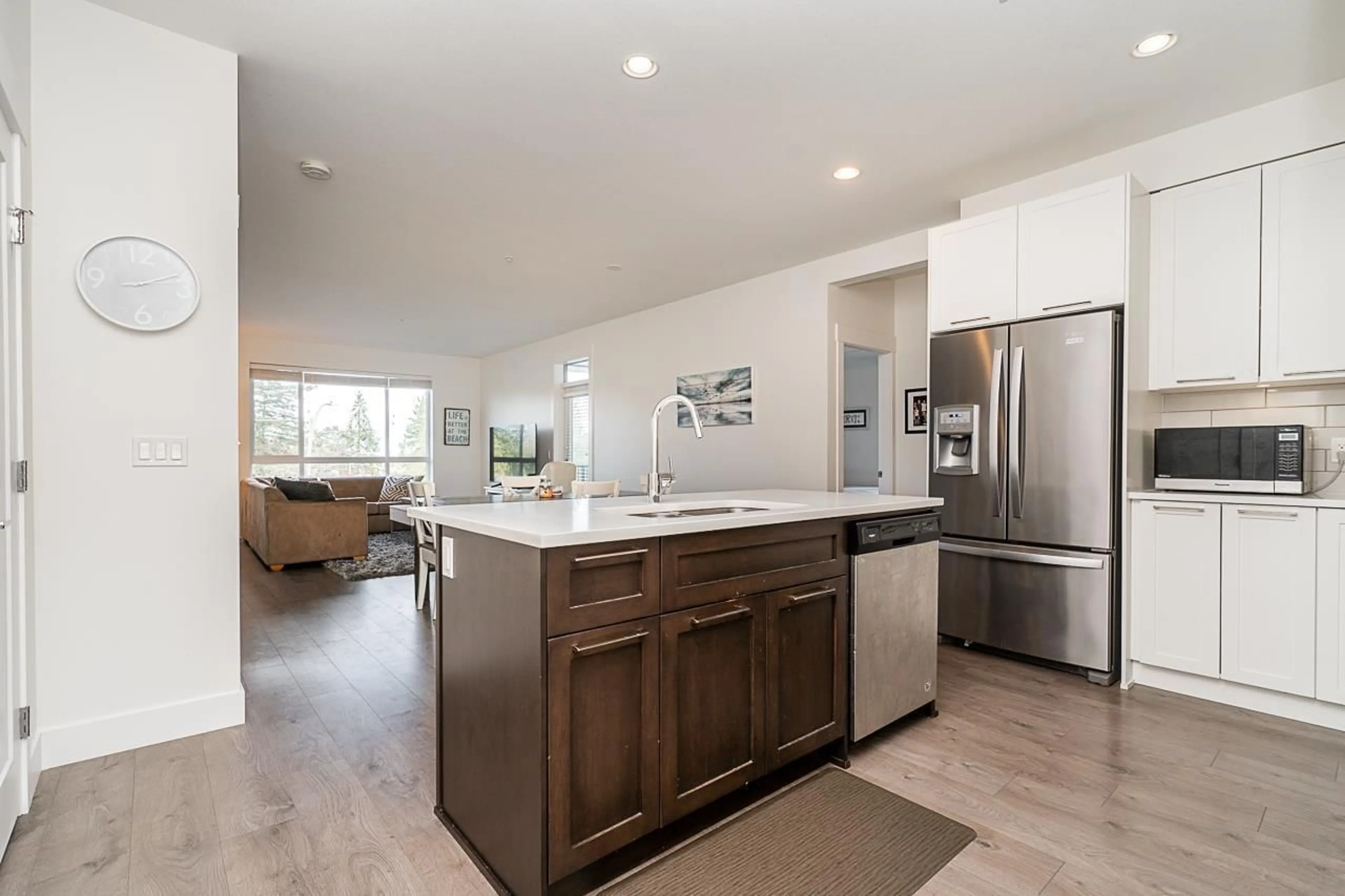 Open concept kitchen, unknown for 304 22087 49 AVENUE, Langley British Columbia V3A0K4