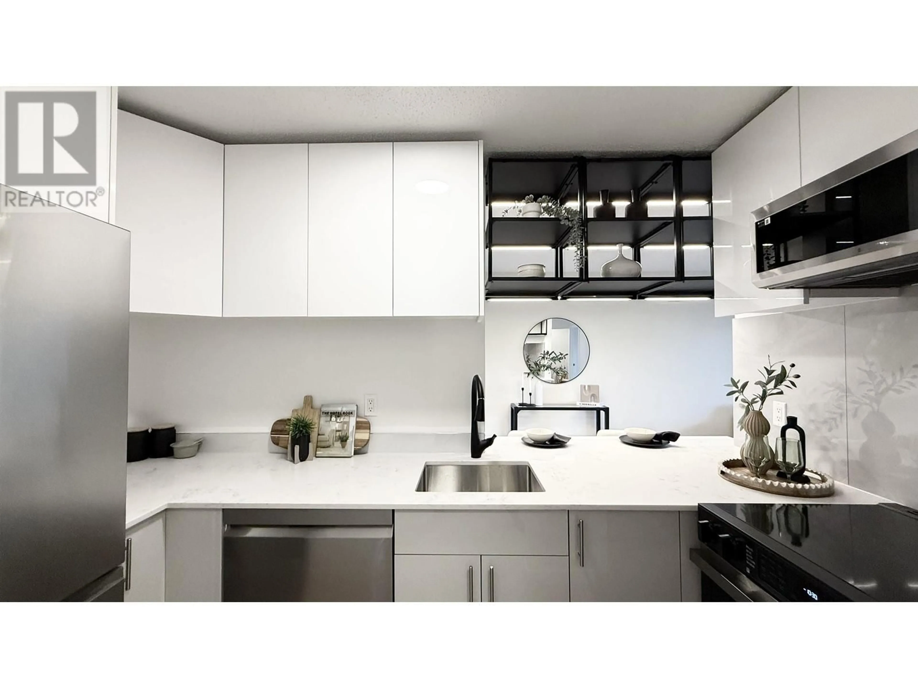 Contemporary kitchen, unknown for 201 1990 W 6TH AVENUE, Vancouver British Columbia V6J4V4